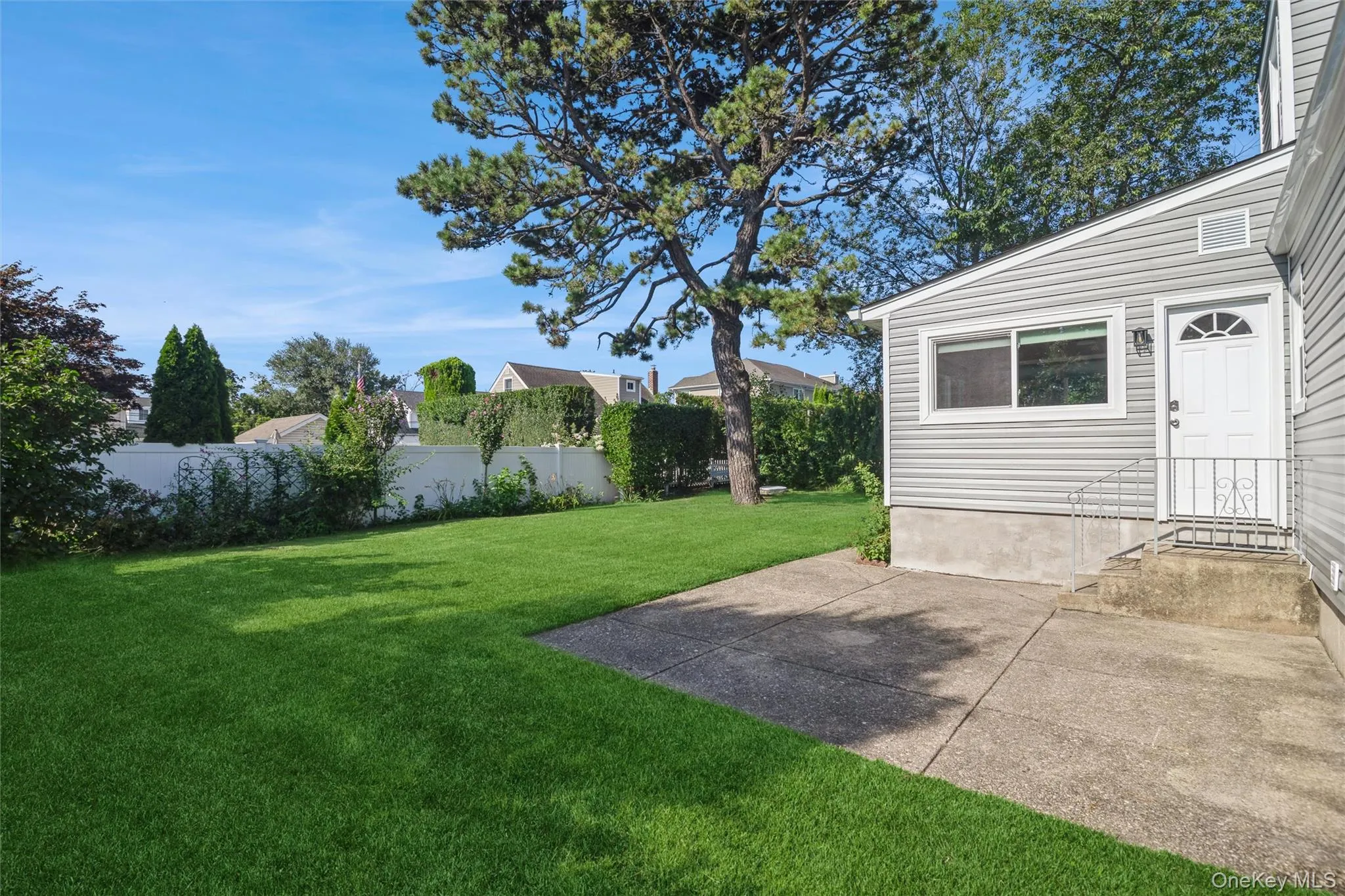 216 Hawthorne Street, Oyster Bay, NY, 4 Bedrooms Bedrooms, 7 Rooms Rooms,2 BathroomsBathrooms,Residential,For Rent,Hawthorne,0,1039823 216 Hawthorne Street, Oyster Bay, NY, 4 Bedrooms Bedrooms, 7 Rooms Rooms,2 BathroomsBathrooms,Residential,For Rent,Hawthorne,0,1039823