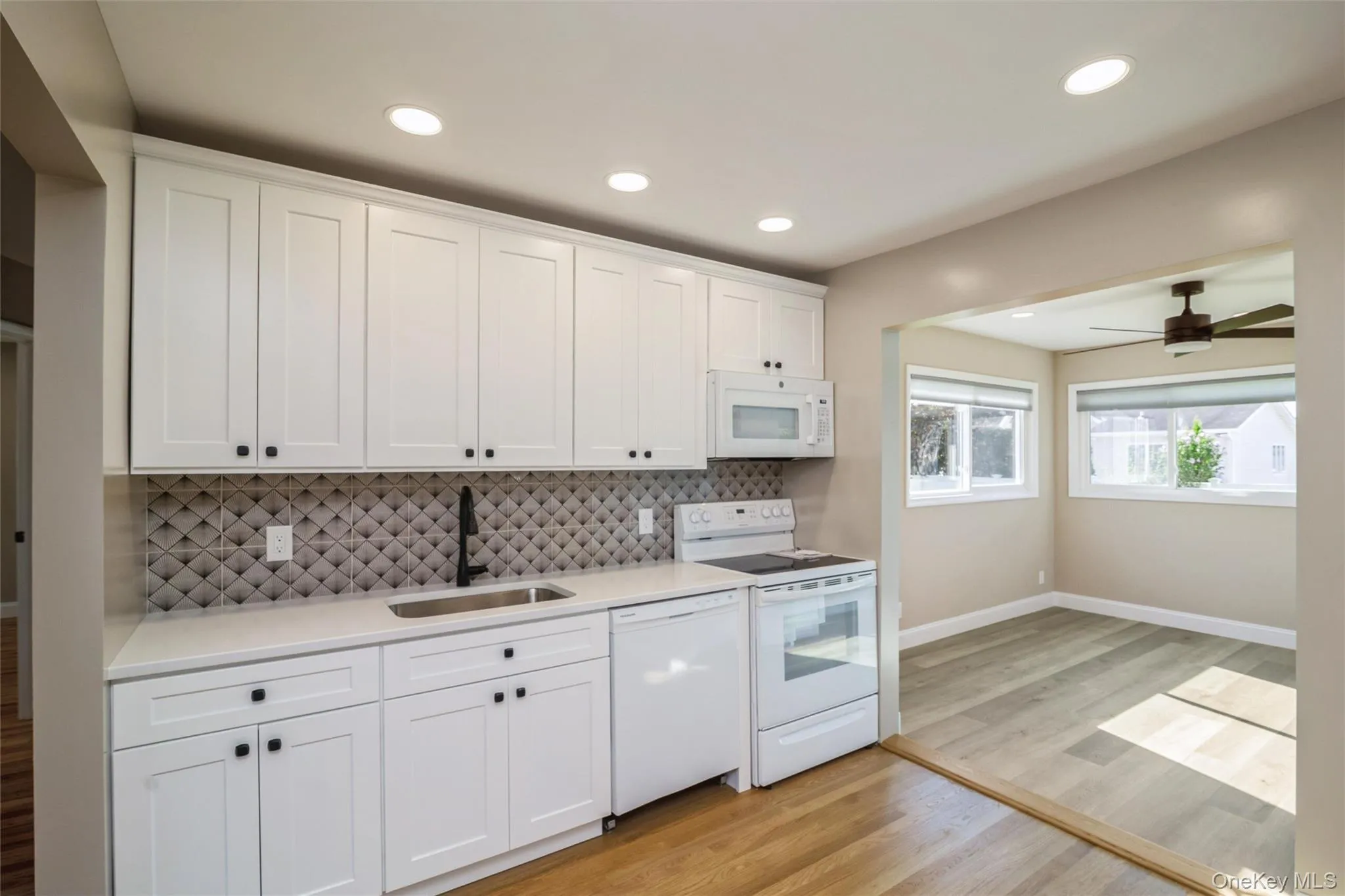 216 Hawthorne Street, Oyster Bay, NY, 4 Bedrooms Bedrooms, 7 Rooms Rooms,2 BathroomsBathrooms,Residential,For Rent,Hawthorne,0,1039823 216 Hawthorne Street, Oyster Bay, NY, 4 Bedrooms Bedrooms, 7 Rooms Rooms,2 BathroomsBathrooms,Residential,For Rent,Hawthorne,0,1039823