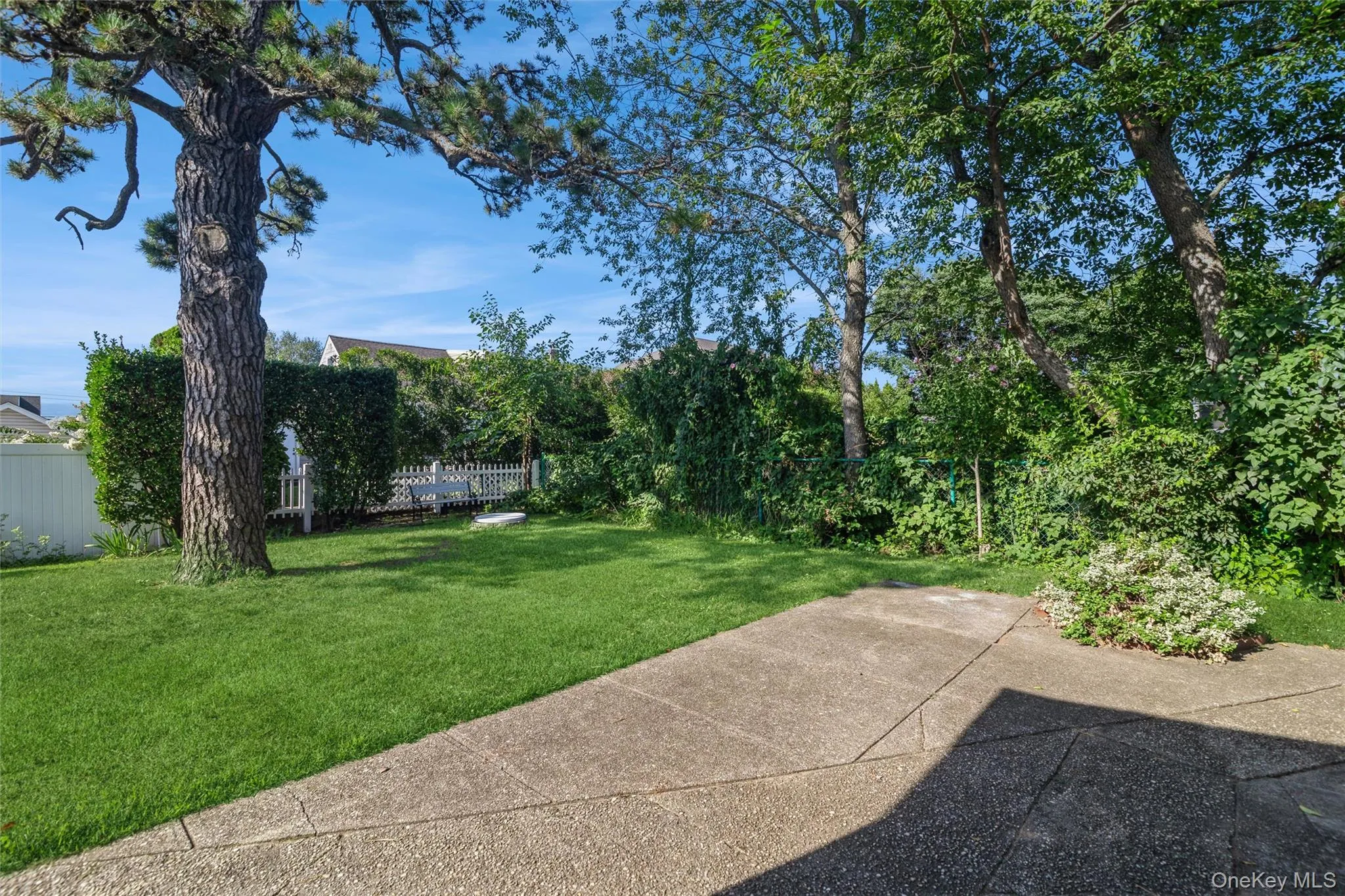 216 Hawthorne Street, Oyster Bay, NY, 4 Bedrooms Bedrooms, 7 Rooms Rooms,2 BathroomsBathrooms,Residential,For Rent,Hawthorne,0,1039823 216 Hawthorne Street, Oyster Bay, NY, 4 Bedrooms Bedrooms, 7 Rooms Rooms,2 BathroomsBathrooms,Residential,For Rent,Hawthorne,0,1039823