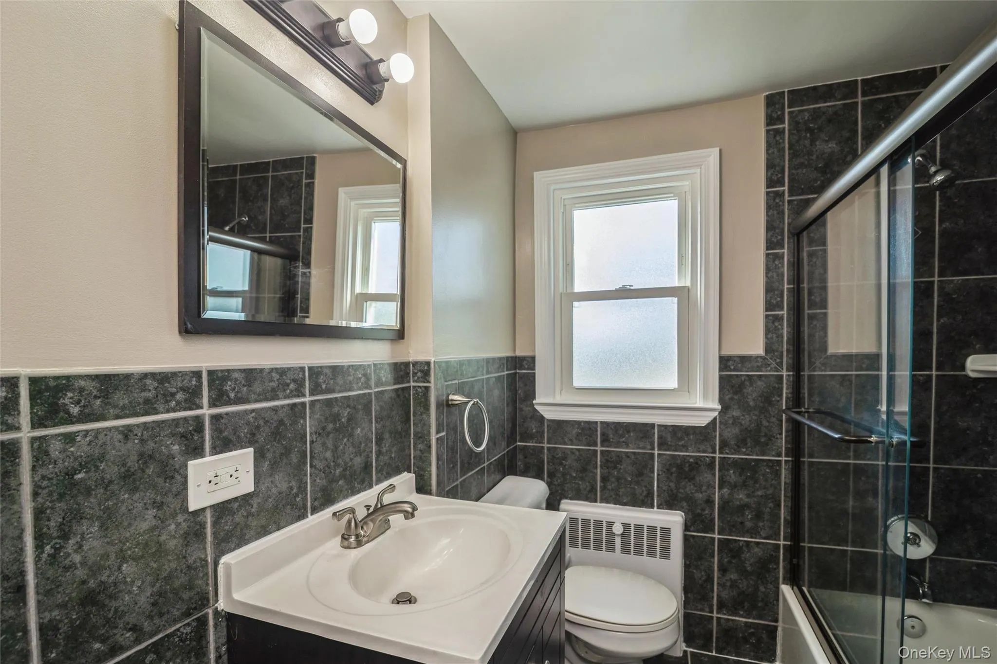 216 Hawthorne Street, Oyster Bay, NY, 4 Bedrooms Bedrooms, 7 Rooms Rooms,2 BathroomsBathrooms,Residential,For Rent,Hawthorne,0,1039823 216 Hawthorne Street, Oyster Bay, NY, 4 Bedrooms Bedrooms, 7 Rooms Rooms,2 BathroomsBathrooms,Residential,For Rent,Hawthorne,0,1039823