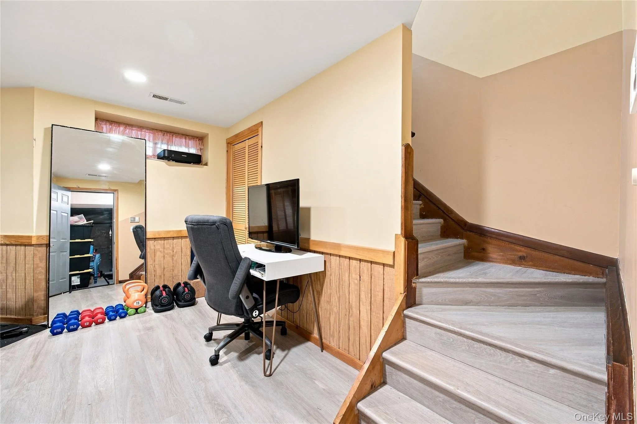 60 Eagle Ridge Way, Clarkstown, NY, 2 Bedrooms Bedrooms, 5 Rooms Rooms,1 BathroomBathrooms,Residential,For Rent,Eagle Ridge,0,1039824 60 Eagle Ridge Way, Clarkstown, NY, 2 Bedrooms Bedrooms, 5 Rooms Rooms,1 BathroomBathrooms,Residential,For Rent,Eagle Ridge,0,1039824