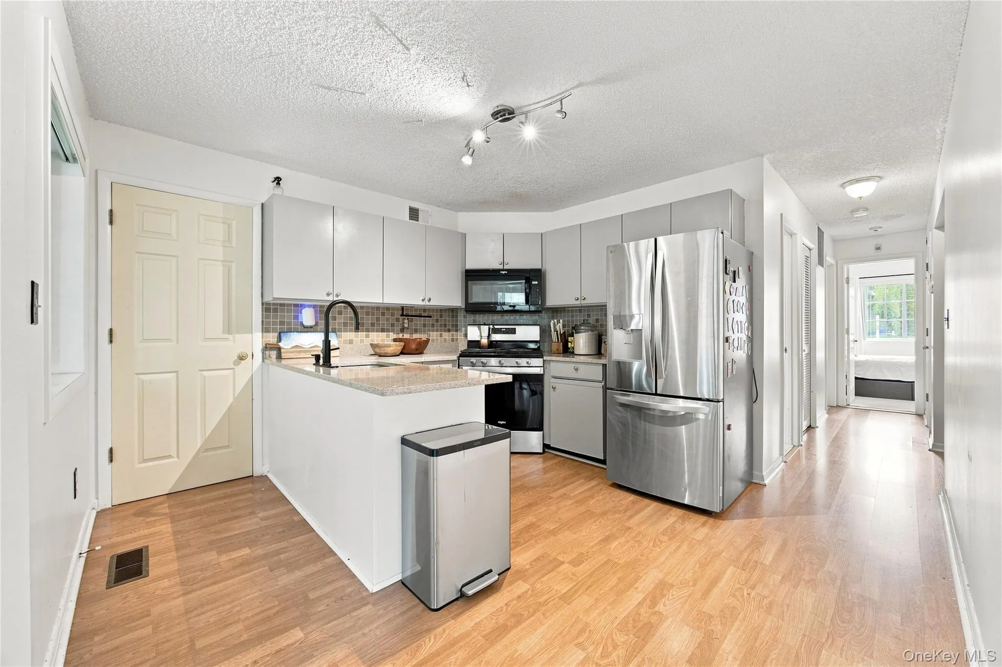60 Eagle Ridge Way, Clarkstown, NY, 2 Bedrooms Bedrooms, 5 Rooms Rooms,1 BathroomBathrooms,Residential,For Rent,Eagle Ridge,0,1039824 60 Eagle Ridge Way, Clarkstown, NY, 2 Bedrooms Bedrooms, 5 Rooms Rooms,1 BathroomBathrooms,Residential,For Rent,Eagle Ridge,0,1039824