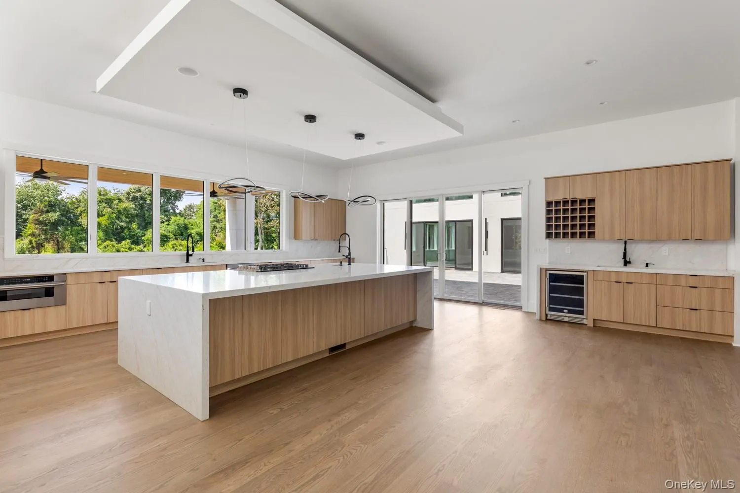 36 Old Neck Road, Brookhaven, NY, 4 Bedrooms Bedrooms, 11 Rooms Rooms,6 BathroomsBathrooms,Residential,For Rent,Old Neck,0,1039826 36 Old Neck Road, Brookhaven, NY, 4 Bedrooms Bedrooms, 11 Rooms Rooms,6 BathroomsBathrooms,Residential,For Rent,Old Neck,0,1039826
