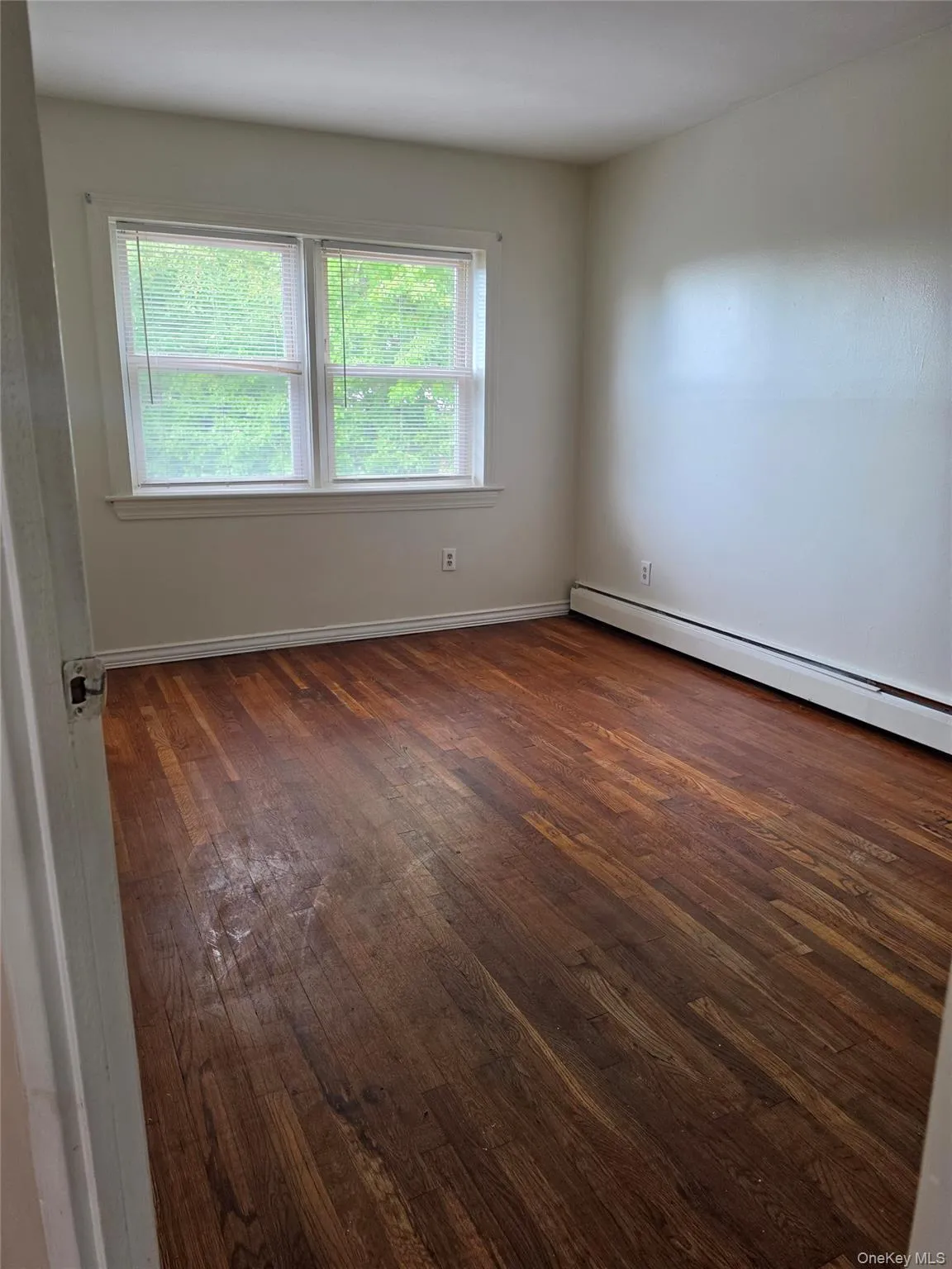 61-25 75th Street, New York, NY, 3 Bedroom Bedrooms, 5 Room Rooms,2 BathroomBathrooms,Residential Lease,For Rent,75th,0,1039833 61-25 75th Street, New York, NY, 3 Bedroom Bedrooms, 5 Room Rooms,2 BathroomBathrooms,Residential Lease,For Rent,75th,0,1039833