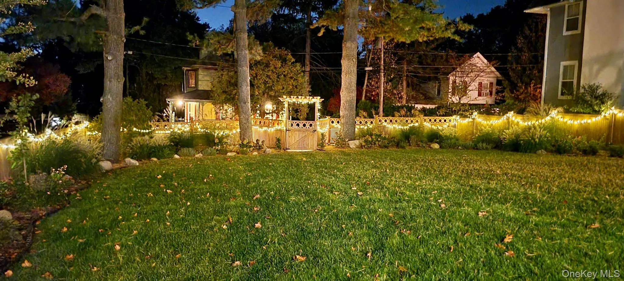 18 20th Avenue, Oyster Bay, NY, 4 Bedrooms Bedrooms, 12 Rooms Rooms,2 BathroomsBathrooms,Residential,For Rent,20th,0,1039834 18 20th Avenue, Oyster Bay, NY, 4 Bedrooms Bedrooms, 12 Rooms Rooms,2 BathroomsBathrooms,Residential,For Rent,20th,0,1039834