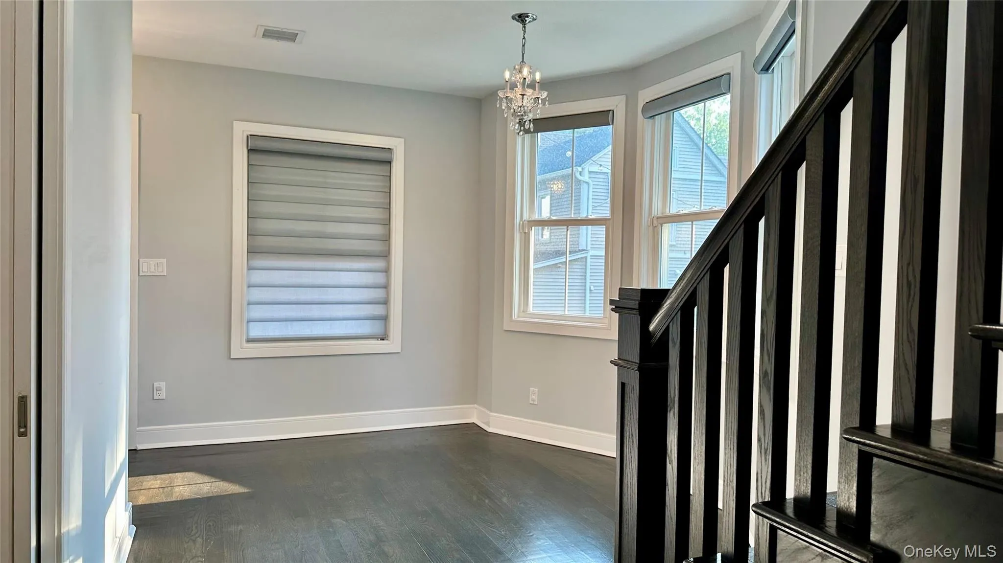 18 20th Avenue, Oyster Bay, NY, 4 Bedrooms Bedrooms, 12 Rooms Rooms,2 BathroomsBathrooms,Residential,For Rent,20th,0,1039834 18 20th Avenue, Oyster Bay, NY, 4 Bedrooms Bedrooms, 12 Rooms Rooms,2 BathroomsBathrooms,Residential,For Rent,20th,0,1039834