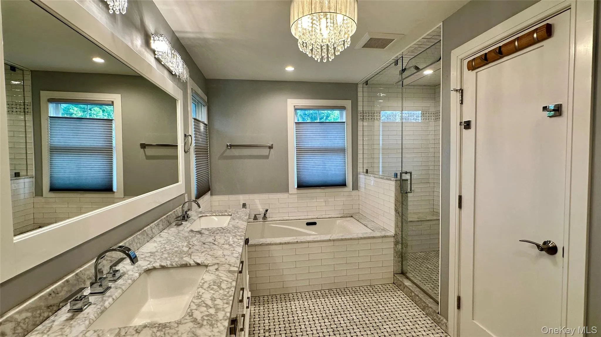 18 20th Avenue, Oyster Bay, NY, 4 Bedrooms Bedrooms, 12 Rooms Rooms,2 BathroomsBathrooms,Residential,For Rent,20th,0,1039834 18 20th Avenue, Oyster Bay, NY, 4 Bedrooms Bedrooms, 12 Rooms Rooms,2 BathroomsBathrooms,Residential,For Rent,20th,0,1039834