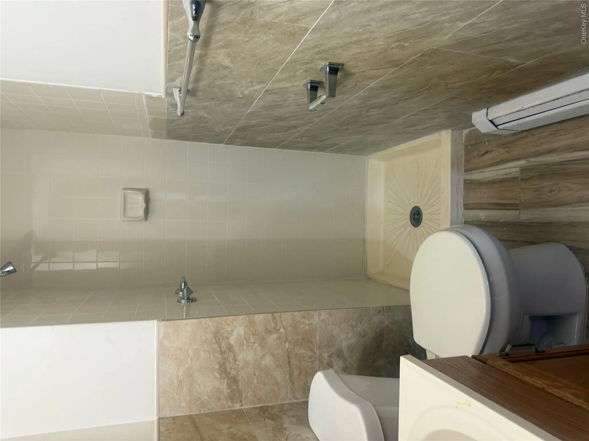 144-87 176th Street, New York, NY, 3 Bedrooms Bedrooms, 4 Rooms Rooms,2 BathroomsBathrooms,Residential Lease,For Rent,176th,0,1039836 144-87 176th Street, New York, NY, 3 Bedrooms Bedrooms, 4 Rooms Rooms,2 BathroomsBathrooms,Residential Lease,For Rent,176th,0,1039836