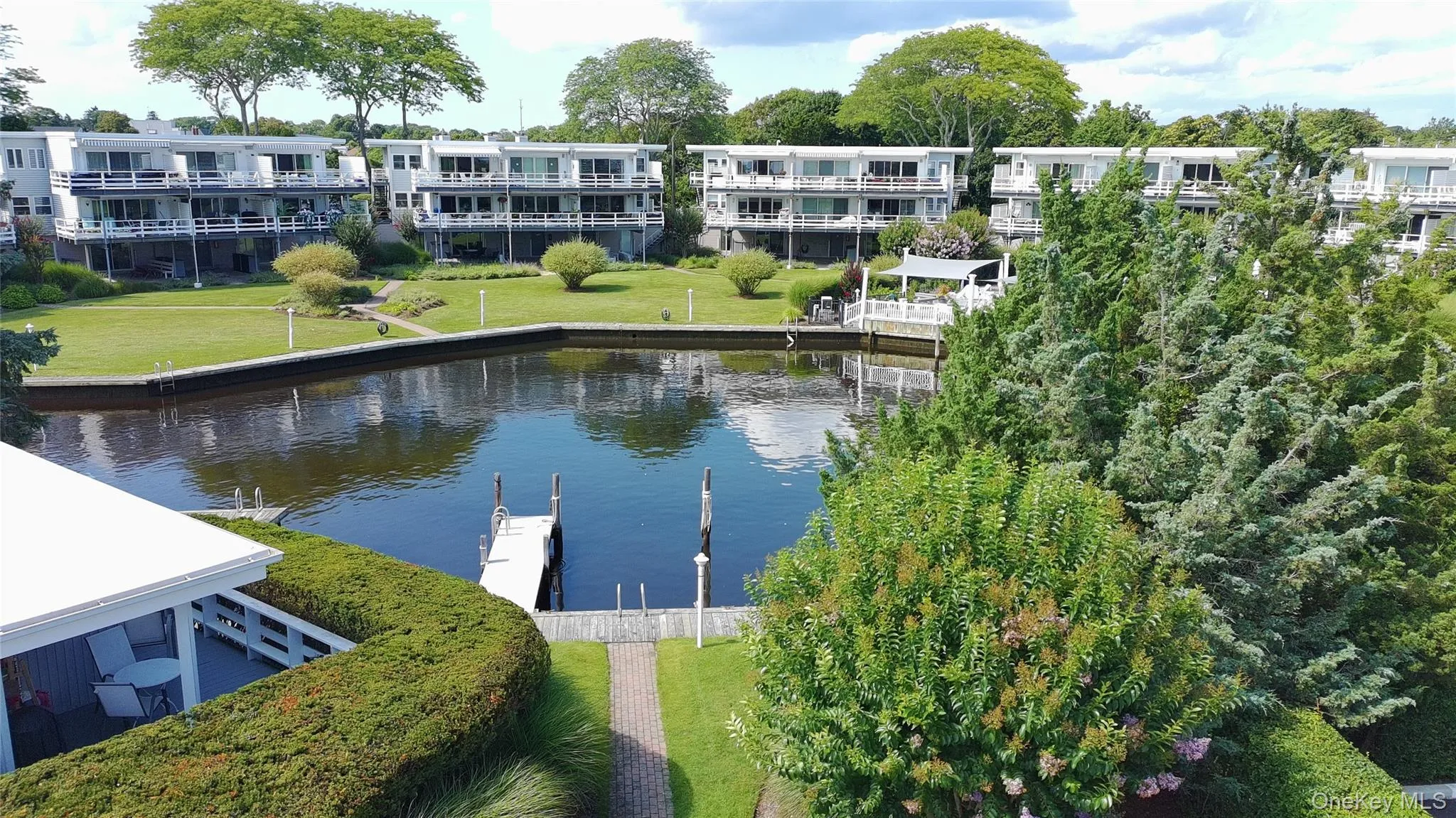 35 LIBRARY, Southampton, NY, 1 Bedroom Bedrooms, 3 Rooms Rooms,1 BathroomBathrooms,Residential,For Rent,LIBRARY,0,1039840 35 LIBRARY, Southampton, NY, 1 Bedroom Bedrooms, 3 Rooms Rooms,1 BathroomBathrooms,Residential,For Rent,LIBRARY,0,1039840