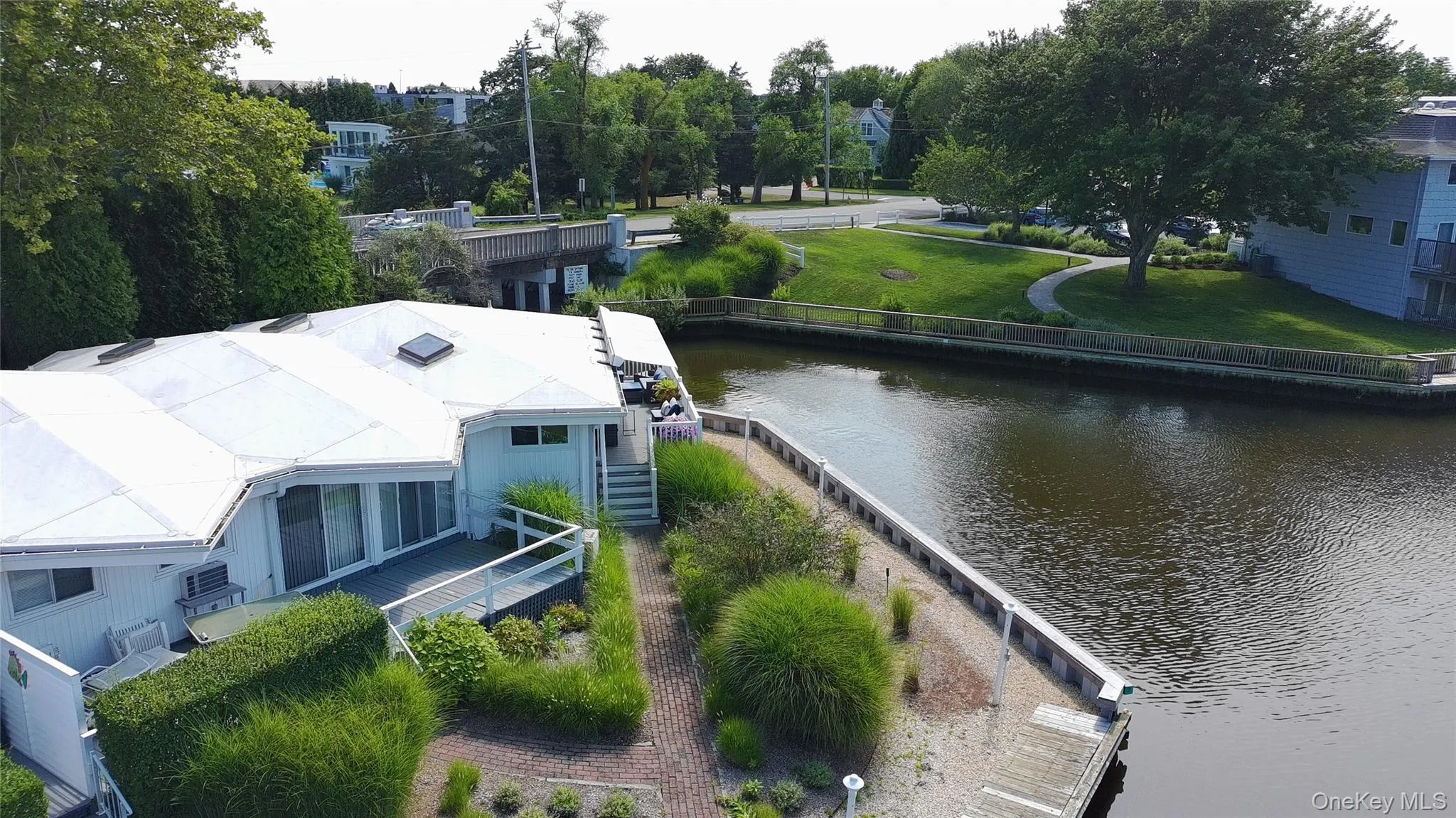 35 LIBRARY, Southampton, NY, 1 Bedroom Bedrooms, 3 Rooms Rooms,1 BathroomBathrooms,Residential,For Rent,LIBRARY,0,1039840 35 LIBRARY, Southampton, NY, 1 Bedroom Bedrooms, 3 Rooms Rooms,1 BathroomBathrooms,Residential,For Rent,LIBRARY,0,1039840