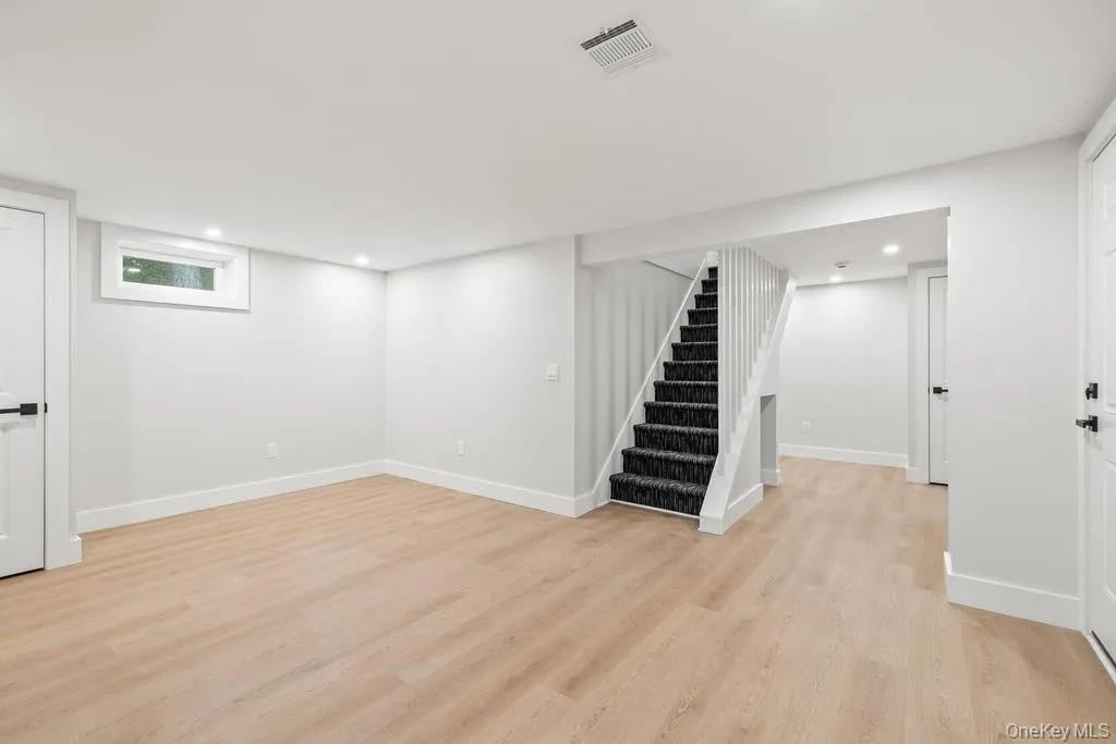 132 Conger Avenue, Clarkstown, NY, 4 Bedrooms Bedrooms, 13 Rooms Rooms,3 BathroomsBathrooms,Residential,For Rent,Conger,0,1039852 132 Conger Avenue, Clarkstown, NY, 4 Bedrooms Bedrooms, 13 Rooms Rooms,3 BathroomsBathrooms,Residential,For Rent,Conger,0,1039852