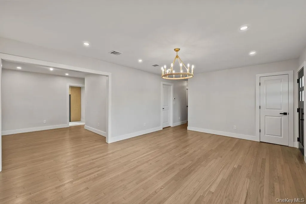 132 Conger Avenue, Clarkstown, NY, 4 Bedrooms Bedrooms, 13 Rooms Rooms,3 BathroomsBathrooms,Residential,For Rent,Conger,0,1039852 132 Conger Avenue, Clarkstown, NY, 4 Bedrooms Bedrooms, 13 Rooms Rooms,3 BathroomsBathrooms,Residential,For Rent,Conger,0,1039852