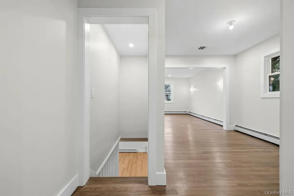 132 Conger Avenue, Clarkstown, NY, 4 Bedrooms Bedrooms, 13 Rooms Rooms,3 BathroomsBathrooms,Residential,For Rent,Conger,0,1039852 132 Conger Avenue, Clarkstown, NY, 4 Bedrooms Bedrooms, 13 Rooms Rooms,3 BathroomsBathrooms,Residential,For Rent,Conger,0,1039852