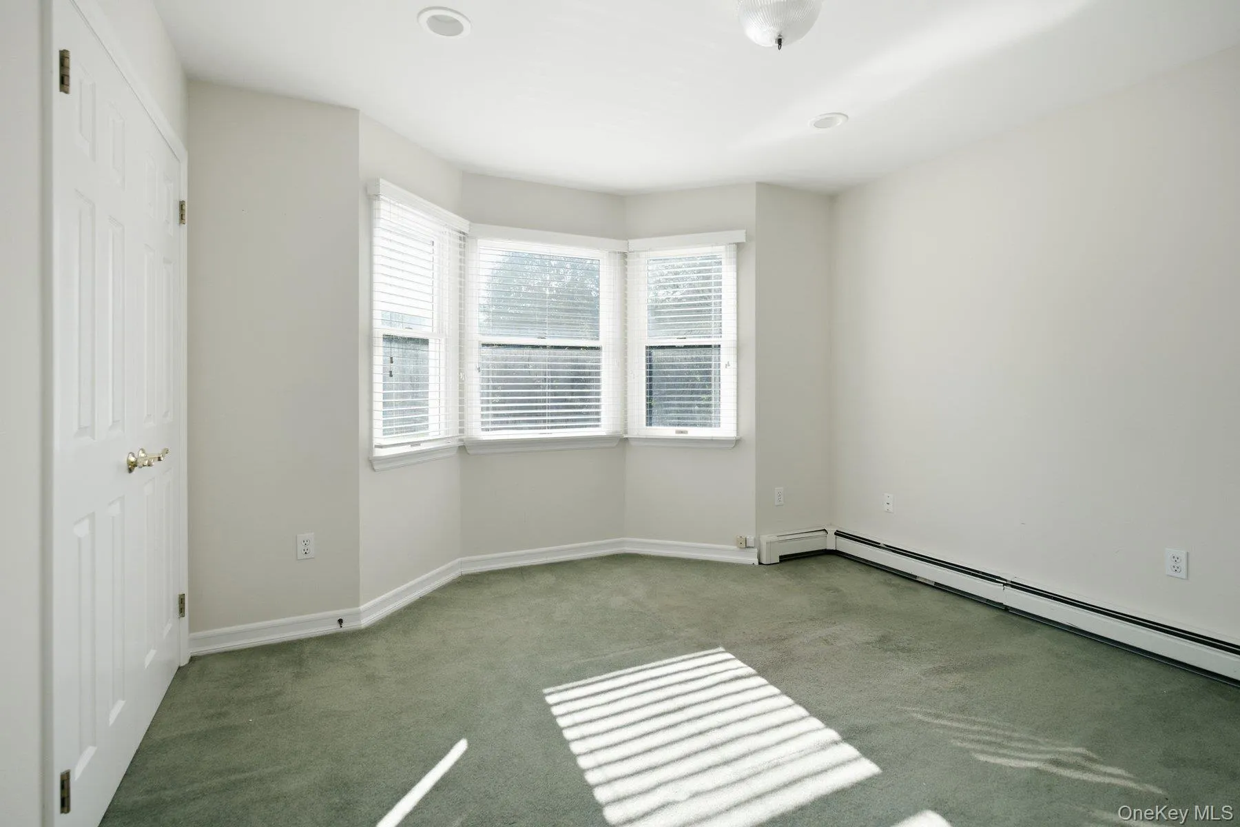 250 Montauk Highway, Brookhaven, NY, 3 Bedrooms Bedrooms, 14 Rooms Rooms,2 BathroomsBathrooms,Residential,For Rent,Montauk,0,1039854 250 Montauk Highway, Brookhaven, NY, 3 Bedrooms Bedrooms, 14 Rooms Rooms,2 BathroomsBathrooms,Residential,For Rent,Montauk,0,1039854
