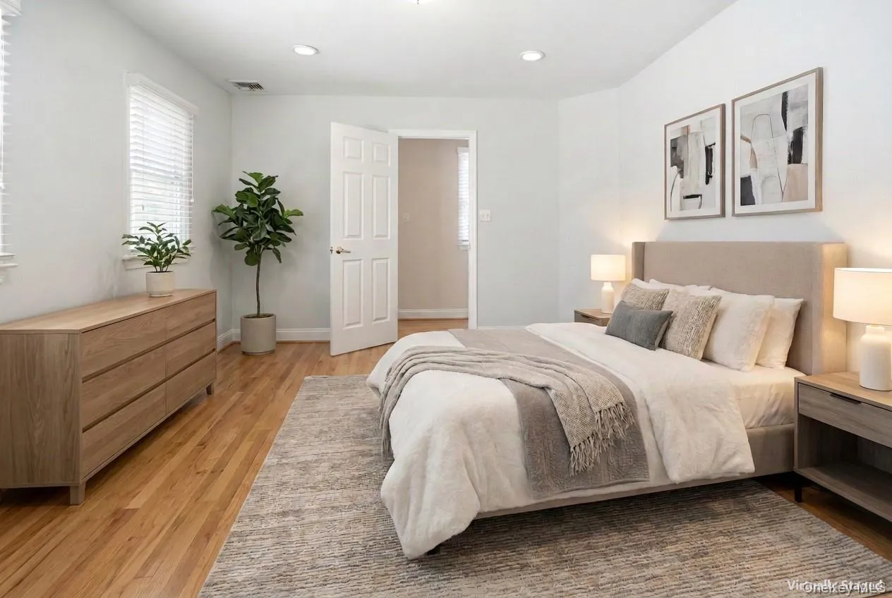 250 Montauk Highway, Brookhaven, NY, 3 Bedrooms Bedrooms, 14 Rooms Rooms,2 BathroomsBathrooms,Residential,For Rent,Montauk,0,1039854 250 Montauk Highway, Brookhaven, NY, 3 Bedrooms Bedrooms, 14 Rooms Rooms,2 BathroomsBathrooms,Residential,For Rent,Montauk,0,1039854