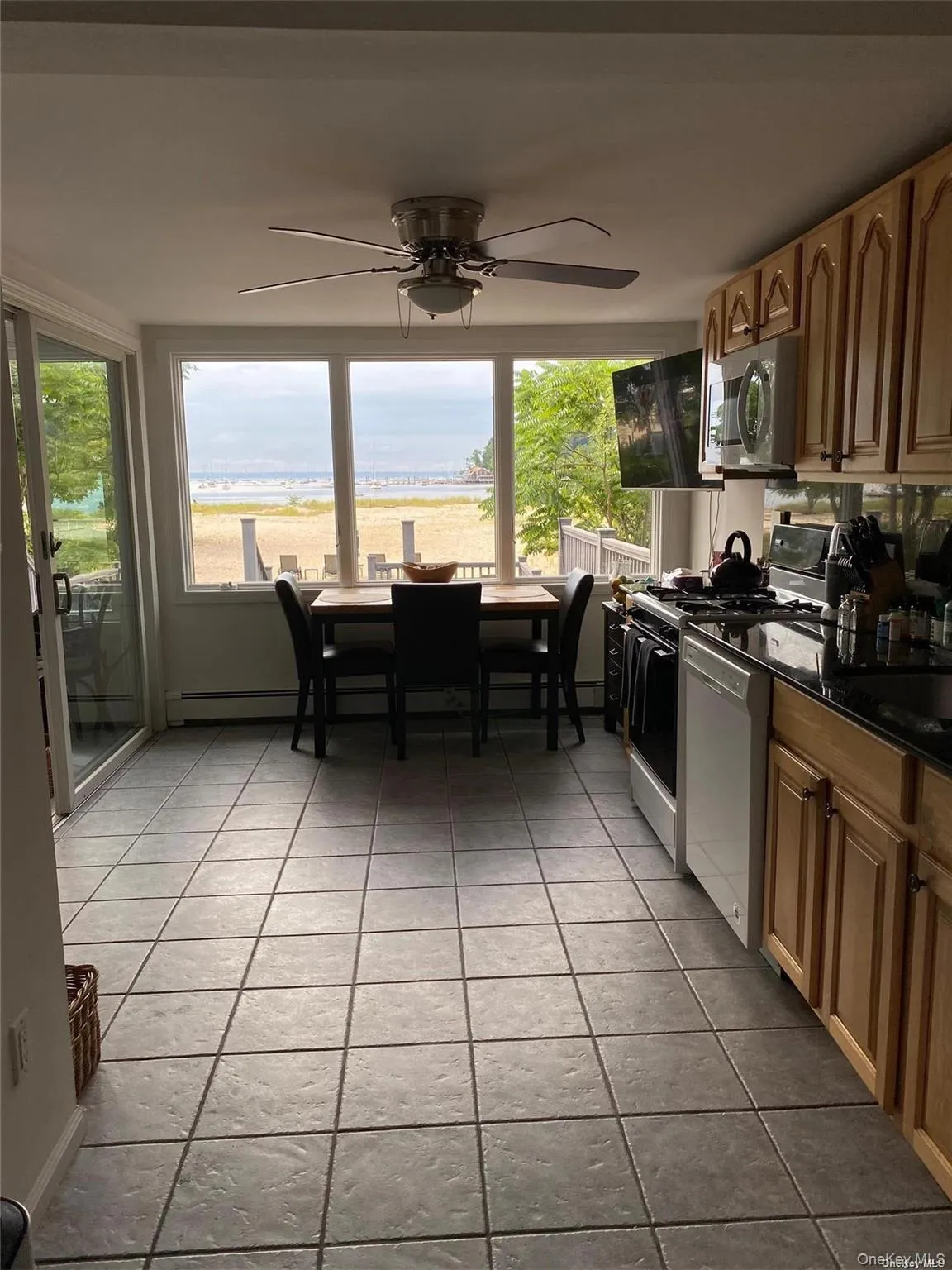 18 The Boulevard, Oyster Bay, NY, 2 Bedrooms Bedrooms, 6 Rooms Rooms,1 BathroomBathrooms,Residential Lease,For Rent,The Boulevard,0,1039856 18 The Boulevard, Oyster Bay, NY, 2 Bedrooms Bedrooms, 6 Rooms Rooms,1 BathroomBathrooms,Residential Lease,For Rent,The Boulevard,0,1039856