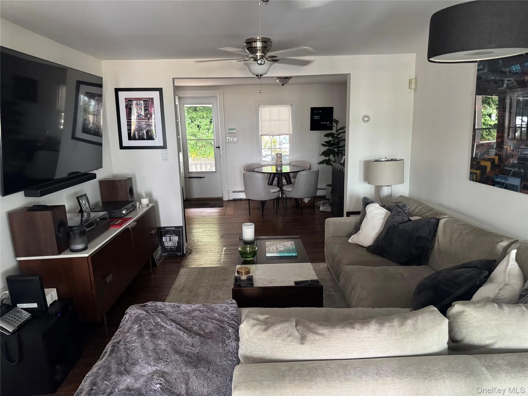 18 The Boulevard, Oyster Bay, NY, 2 Bedrooms Bedrooms, 6 Rooms Rooms,1 BathroomBathrooms,Residential Lease,For Rent,The Boulevard,0,1039856 18 The Boulevard, Oyster Bay, NY, 2 Bedrooms Bedrooms, 6 Rooms Rooms,1 BathroomBathrooms,Residential Lease,For Rent,The Boulevard,0,1039856