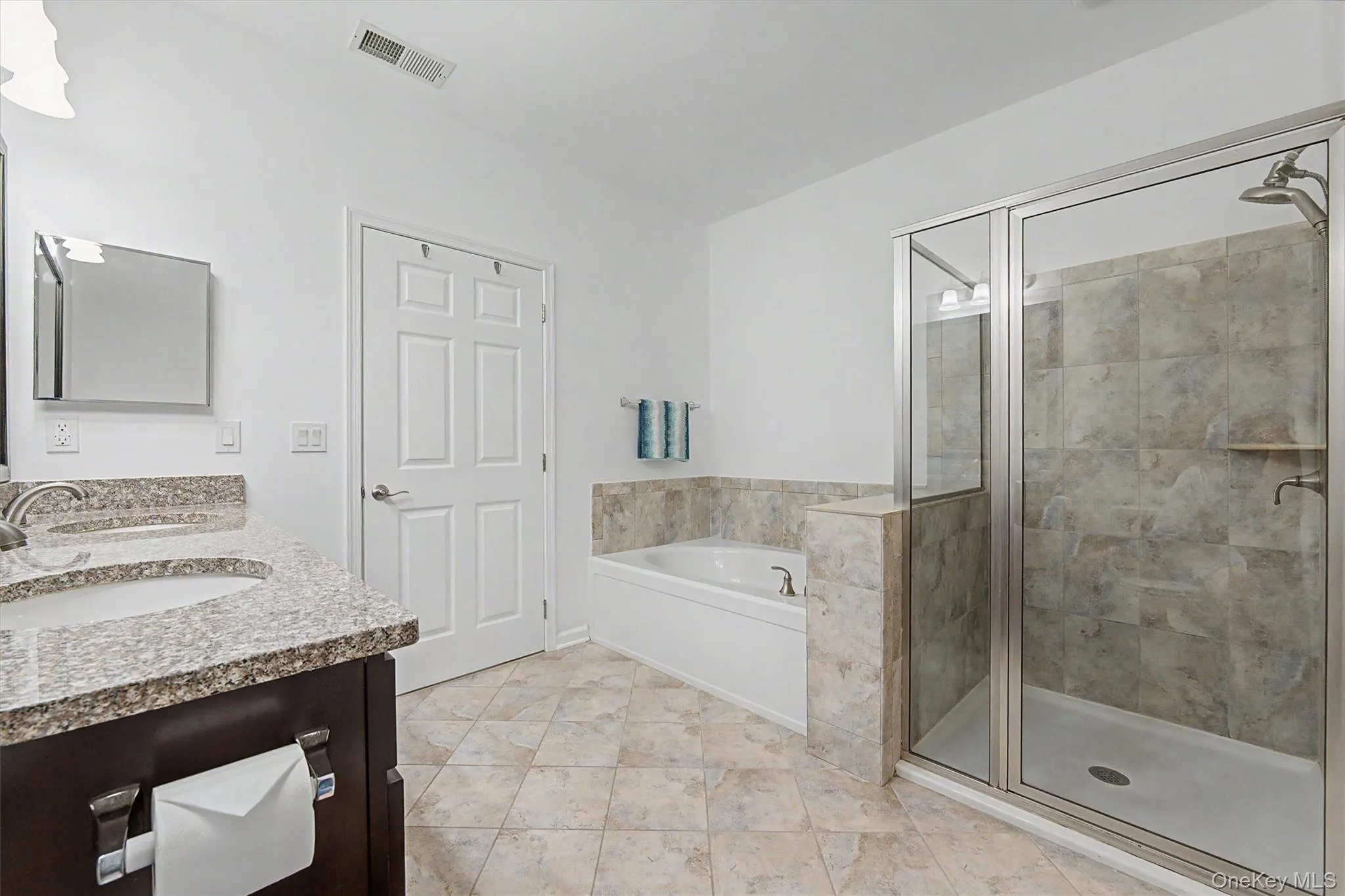 2806 Bennington Drive, Fishkill, NY, 2 Bedrooms Bedrooms, 8 Rooms Rooms,2 BathroomsBathrooms,Residential,For Rent,Bennington,0,1039857 2806 Bennington Drive, Fishkill, NY, 2 Bedrooms Bedrooms, 8 Rooms Rooms,2 BathroomsBathrooms,Residential,For Rent,Bennington,0,1039857