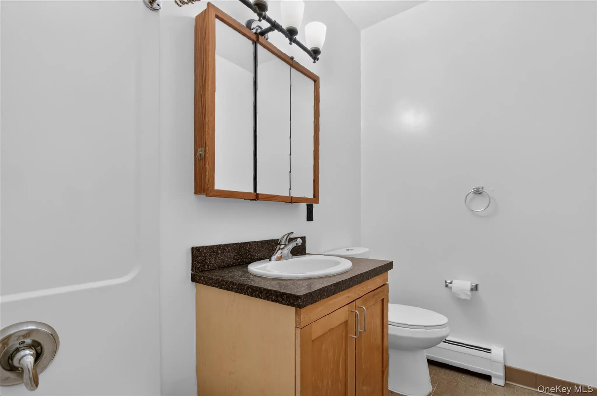 20 Broadway, Orangetown, NY, 1 Bedroom Bedrooms, 3 Rooms Rooms,1 BathroomBathrooms,Residential Lease,For Rent,Broadway,0,1039861 20 Broadway, Orangetown, NY, 1 Bedroom Bedrooms, 3 Rooms Rooms,1 BathroomBathrooms,Residential Lease,For Rent,Broadway,0,1039861