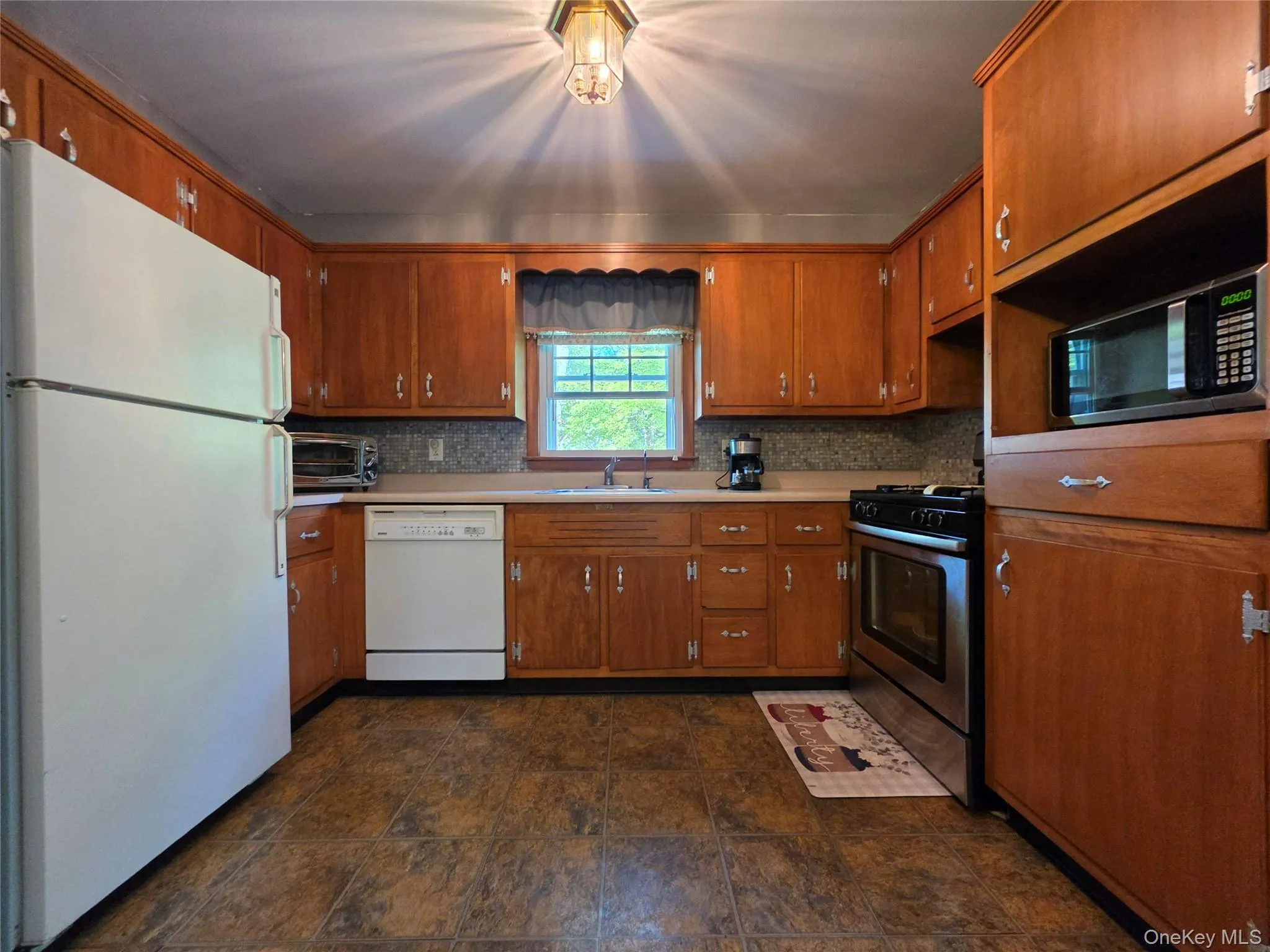 116 Summitville Road, Mamakating, NY, 3 Bedrooms Bedrooms, 5 Rooms Rooms,1 BathroomBathrooms,Residential,For Rent,Summitville,0,1039862 116 Summitville Road, Mamakating, NY, 3 Bedrooms Bedrooms, 5 Rooms Rooms,1 BathroomBathrooms,Residential,For Rent,Summitville,0,1039862