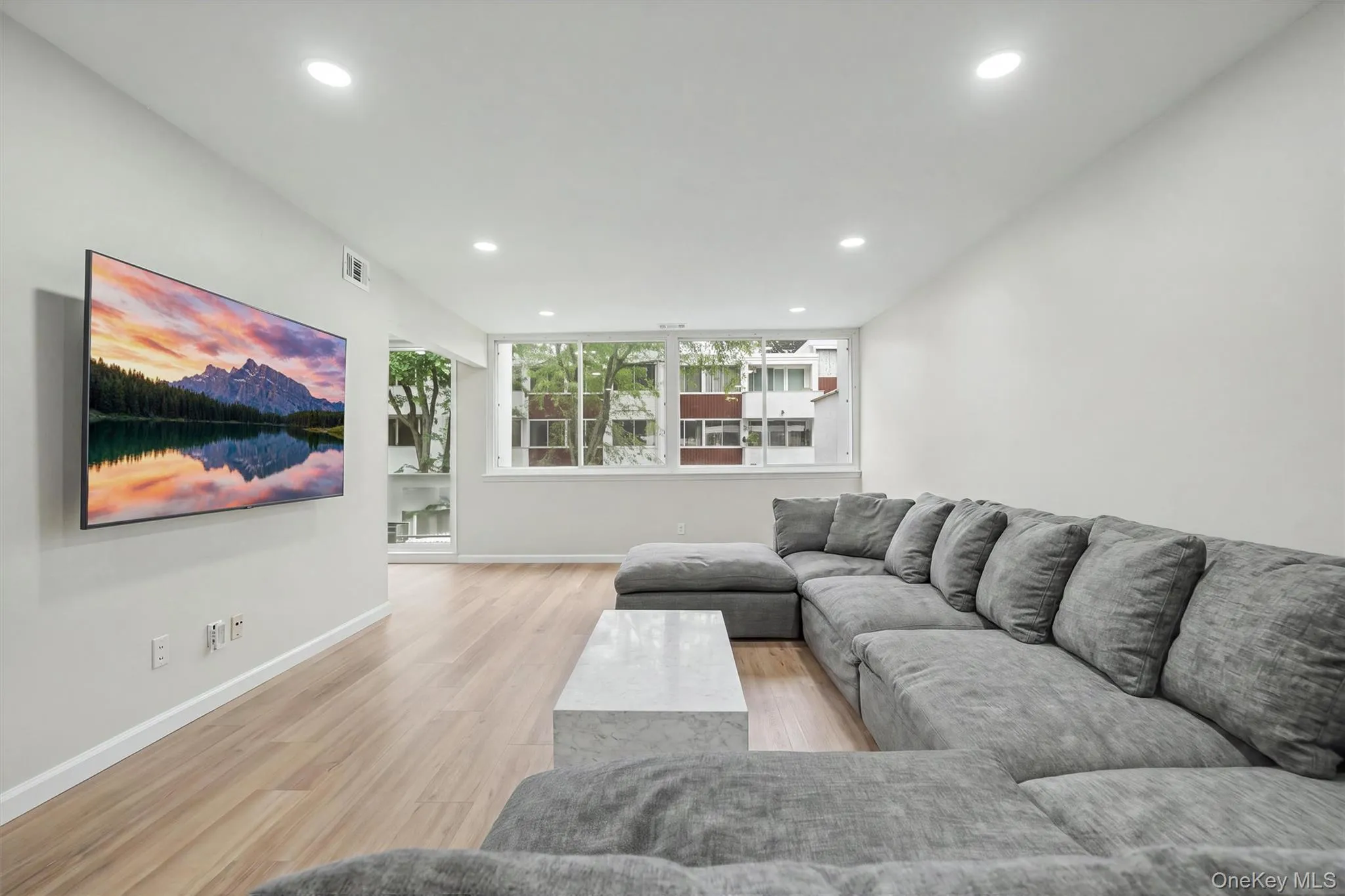 321 Tallwood Drive, Greenburgh, NY, 3 Bedrooms Bedrooms, 8 Rooms Rooms,2 BathroomsBathrooms,Residential,For Rent,Tallwood,0,1039864 321 Tallwood Drive, Greenburgh, NY, 3 Bedrooms Bedrooms, 8 Rooms Rooms,2 BathroomsBathrooms,Residential,For Rent,Tallwood,0,1039864