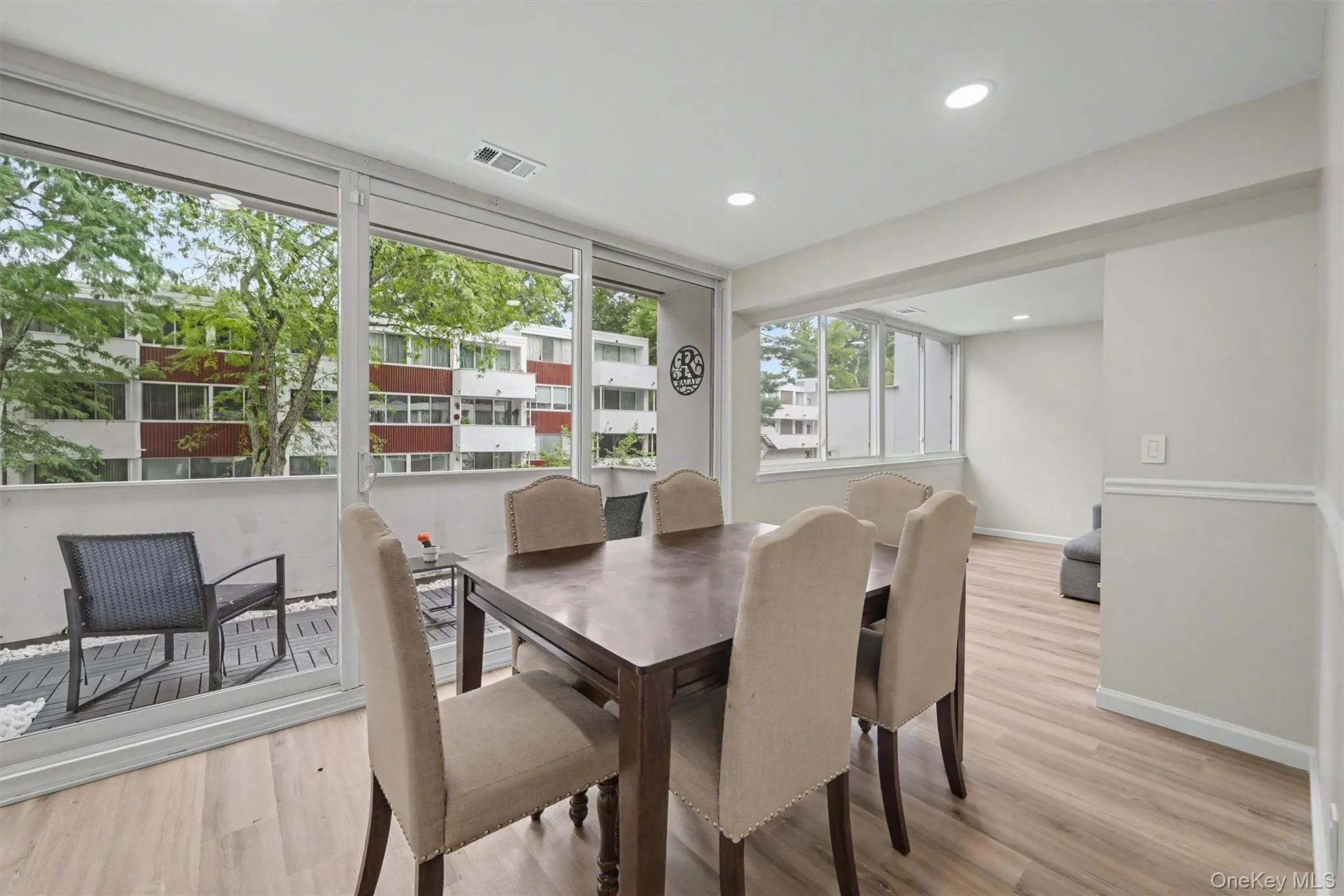 321 Tallwood Drive, Greenburgh, NY, 3 Bedrooms Bedrooms, 8 Rooms Rooms,2 BathroomsBathrooms,Residential,For Rent,Tallwood,0,1039864 321 Tallwood Drive, Greenburgh, NY, 3 Bedrooms Bedrooms, 8 Rooms Rooms,2 BathroomsBathrooms,Residential,For Rent,Tallwood,0,1039864