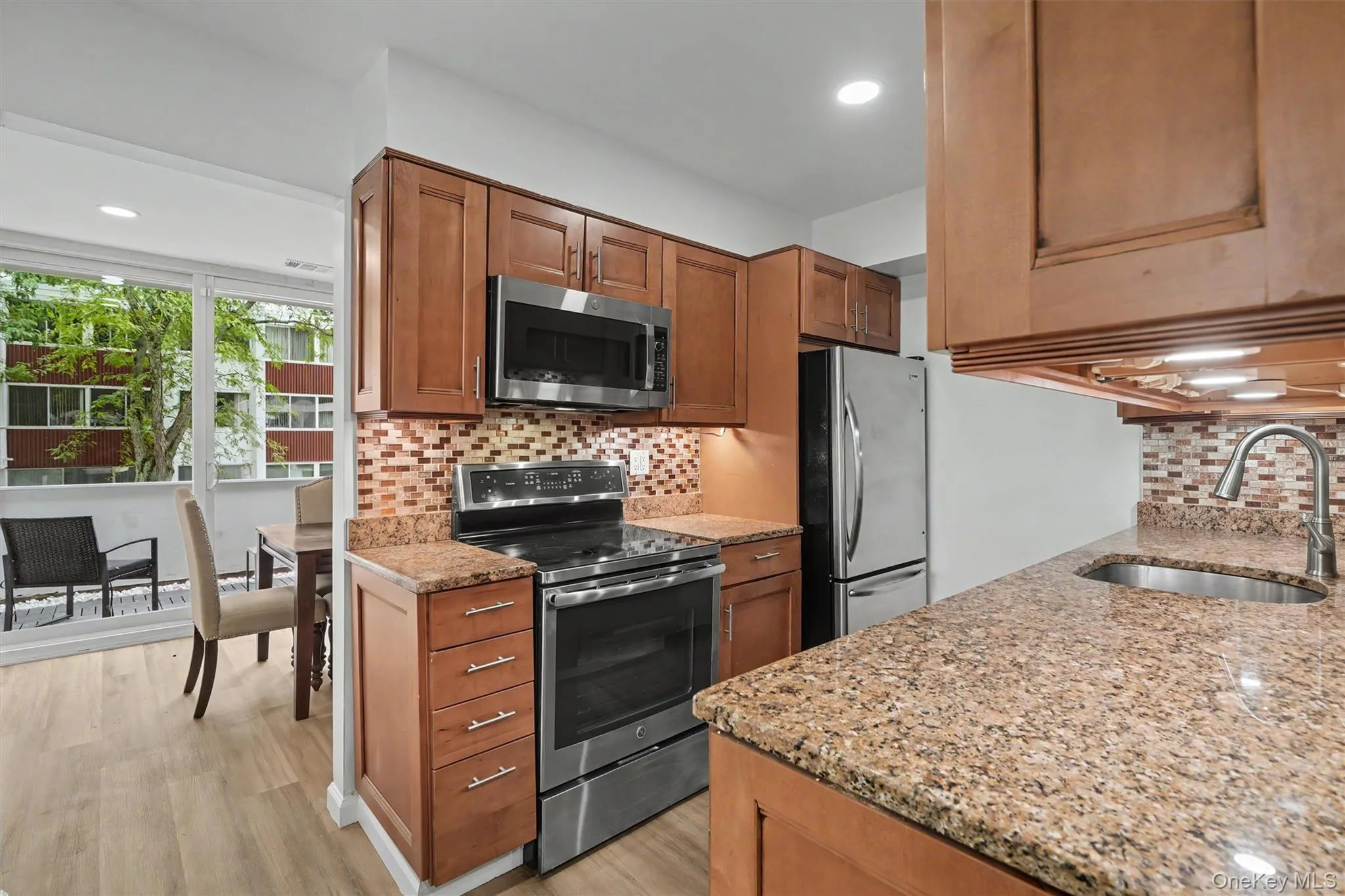 321 Tallwood Drive, Greenburgh, NY, 3 Bedrooms Bedrooms, 8 Rooms Rooms,2 BathroomsBathrooms,Residential,For Rent,Tallwood,0,1039864 321 Tallwood Drive, Greenburgh, NY, 3 Bedrooms Bedrooms, 8 Rooms Rooms,2 BathroomsBathrooms,Residential,For Rent,Tallwood,0,1039864