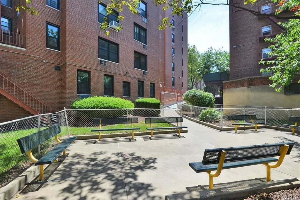 139-15 83rd Avenue, New York, NY, 1 Bedroom Bedrooms, 3 Rooms Rooms,1 BathroomBathrooms,Residential,For Rent,83rd,0,1039866 139-15 83rd Avenue, New York, NY, 1 Bedroom Bedrooms, 3 Rooms Rooms,1 BathroomBathrooms,Residential,For Rent,83rd,0,1039866