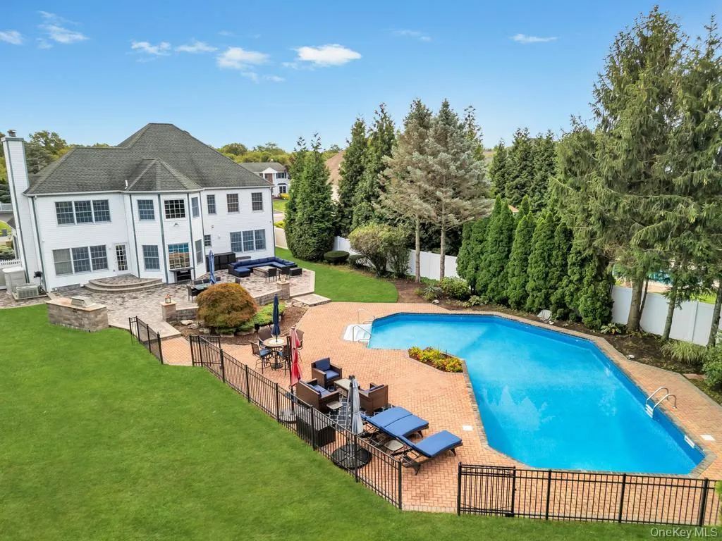 150 Hayrick Lane, Smithtown, NY, 4 Bedrooms Bedrooms, 8 Rooms Rooms,3 BathroomsBathrooms,Residential,For Rent,Hayrick,0,1039870 150 Hayrick Lane, Smithtown, NY, 4 Bedrooms Bedrooms, 8 Rooms Rooms,3 BathroomsBathrooms,Residential,For Rent,Hayrick,0,1039870