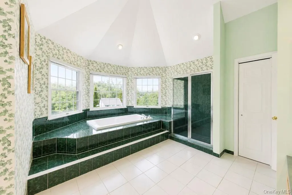 150 Hayrick Lane, Smithtown, NY, 4 Bedrooms Bedrooms, 8 Rooms Rooms,3 BathroomsBathrooms,Residential,For Rent,Hayrick,0,1039870 150 Hayrick Lane, Smithtown, NY, 4 Bedrooms Bedrooms, 8 Rooms Rooms,3 BathroomsBathrooms,Residential,For Rent,Hayrick,0,1039870
