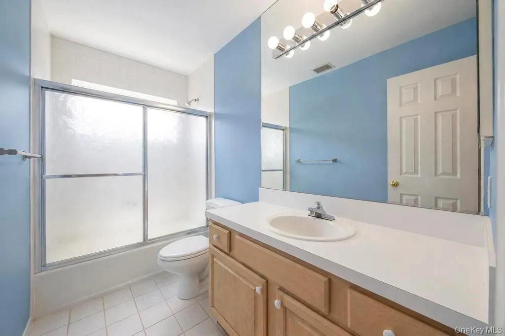 150 Hayrick Lane, Smithtown, NY, 4 Bedrooms Bedrooms, 8 Rooms Rooms,3 BathroomsBathrooms,Residential,For Rent,Hayrick,0,1039870 150 Hayrick Lane, Smithtown, NY, 4 Bedrooms Bedrooms, 8 Rooms Rooms,3 BathroomsBathrooms,Residential,For Rent,Hayrick,0,1039870