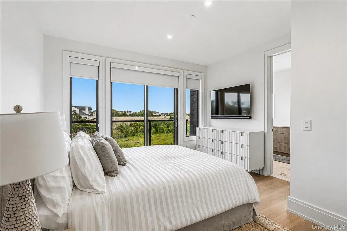 1A Jagger Lane, Southampton, NY, 5 Bedrooms Bedrooms, 28 Rooms Rooms,5 BathroomsBathrooms,Residential,For Rent,Jagger,0,1039871 1A Jagger Lane, Southampton, NY, 5 Bedrooms Bedrooms, 28 Rooms Rooms,5 BathroomsBathrooms,Residential,For Rent,Jagger,0,1039871