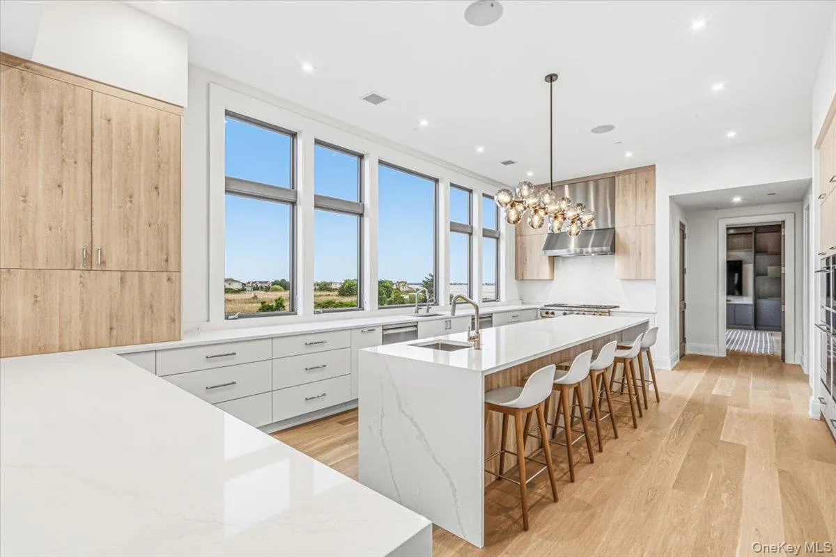 1A Jagger Lane, Southampton, NY, 5 Bedrooms Bedrooms, 28 Rooms Rooms,5 BathroomsBathrooms,Residential,For Rent,Jagger,0,1039871 1A Jagger Lane, Southampton, NY, 5 Bedrooms Bedrooms, 28 Rooms Rooms,5 BathroomsBathrooms,Residential,For Rent,Jagger,0,1039871