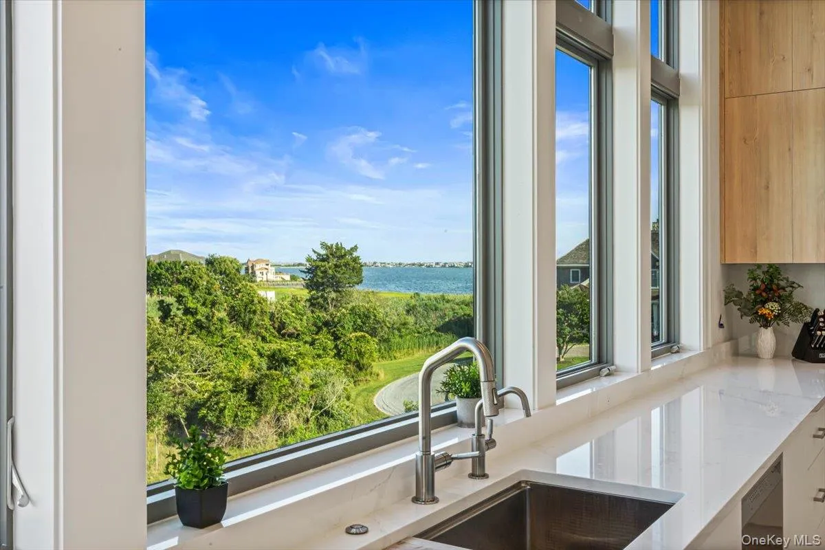1A Jagger Lane, Southampton, NY, 5 Bedrooms Bedrooms, 28 Rooms Rooms,5 BathroomsBathrooms,Residential,For Rent,Jagger,0,1039871 1A Jagger Lane, Southampton, NY, 5 Bedrooms Bedrooms, 28 Rooms Rooms,5 BathroomsBathrooms,Residential,For Rent,Jagger,0,1039871