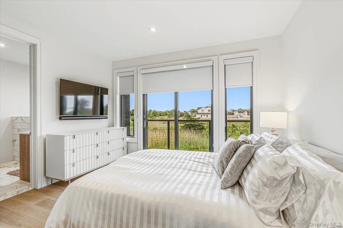 1A Jagger Lane, Southampton, NY, 5 Bedrooms Bedrooms, 28 Rooms Rooms,5 BathroomsBathrooms,Residential,For Rent,Jagger,0,1039871 1A Jagger Lane, Southampton, NY, 5 Bedrooms Bedrooms, 28 Rooms Rooms,5 BathroomsBathrooms,Residential,For Rent,Jagger,0,1039871