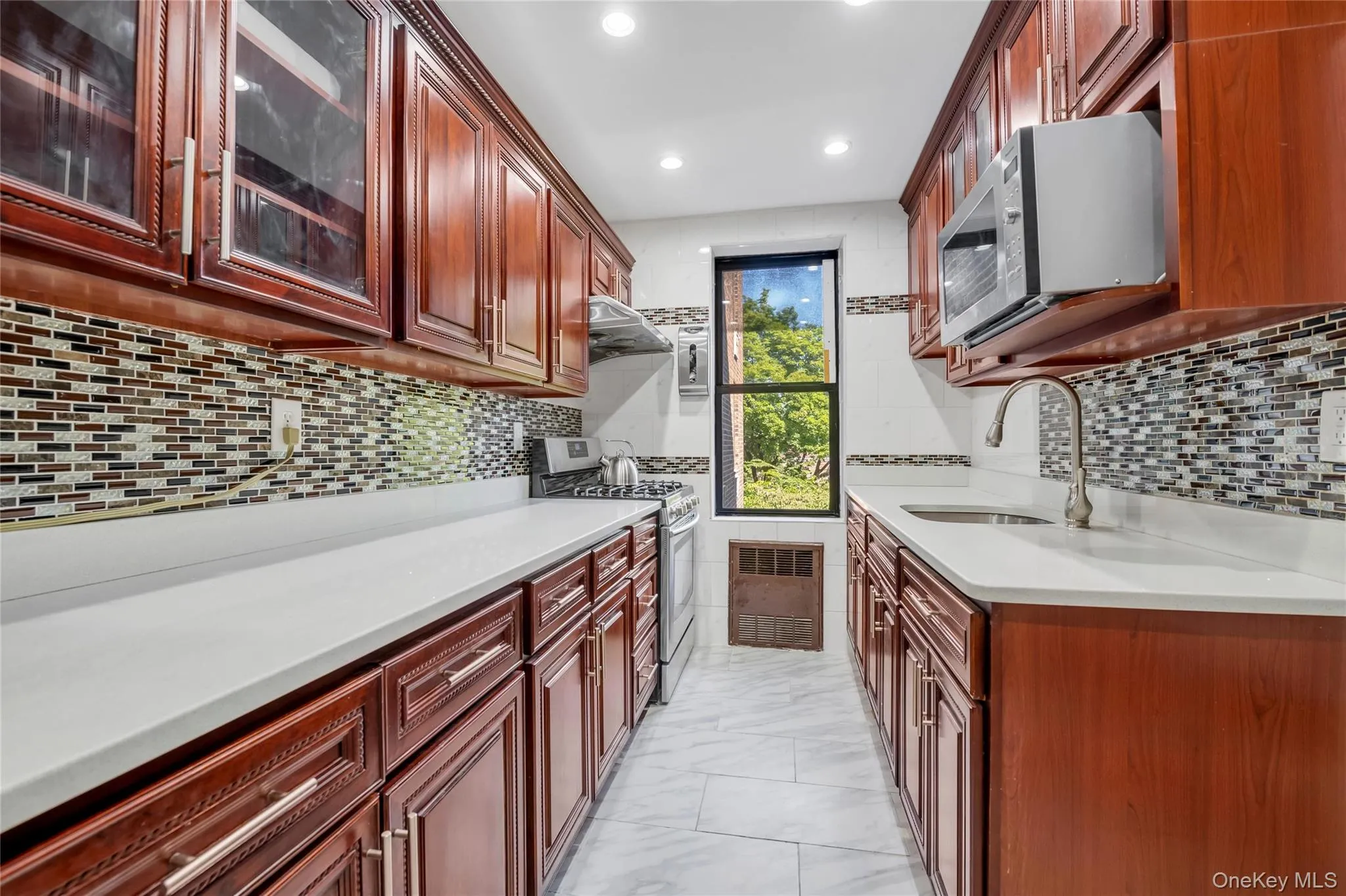 224-24 Union Turnpike, New York, NY, 2 Bedrooms Bedrooms, 5 Rooms Rooms,1 BathroomBathrooms,Residential,For Rent,Union,0,1039872 224-24 Union Turnpike, New York, NY, 2 Bedrooms Bedrooms, 5 Rooms Rooms,1 BathroomBathrooms,Residential,For Rent,Union,0,1039872