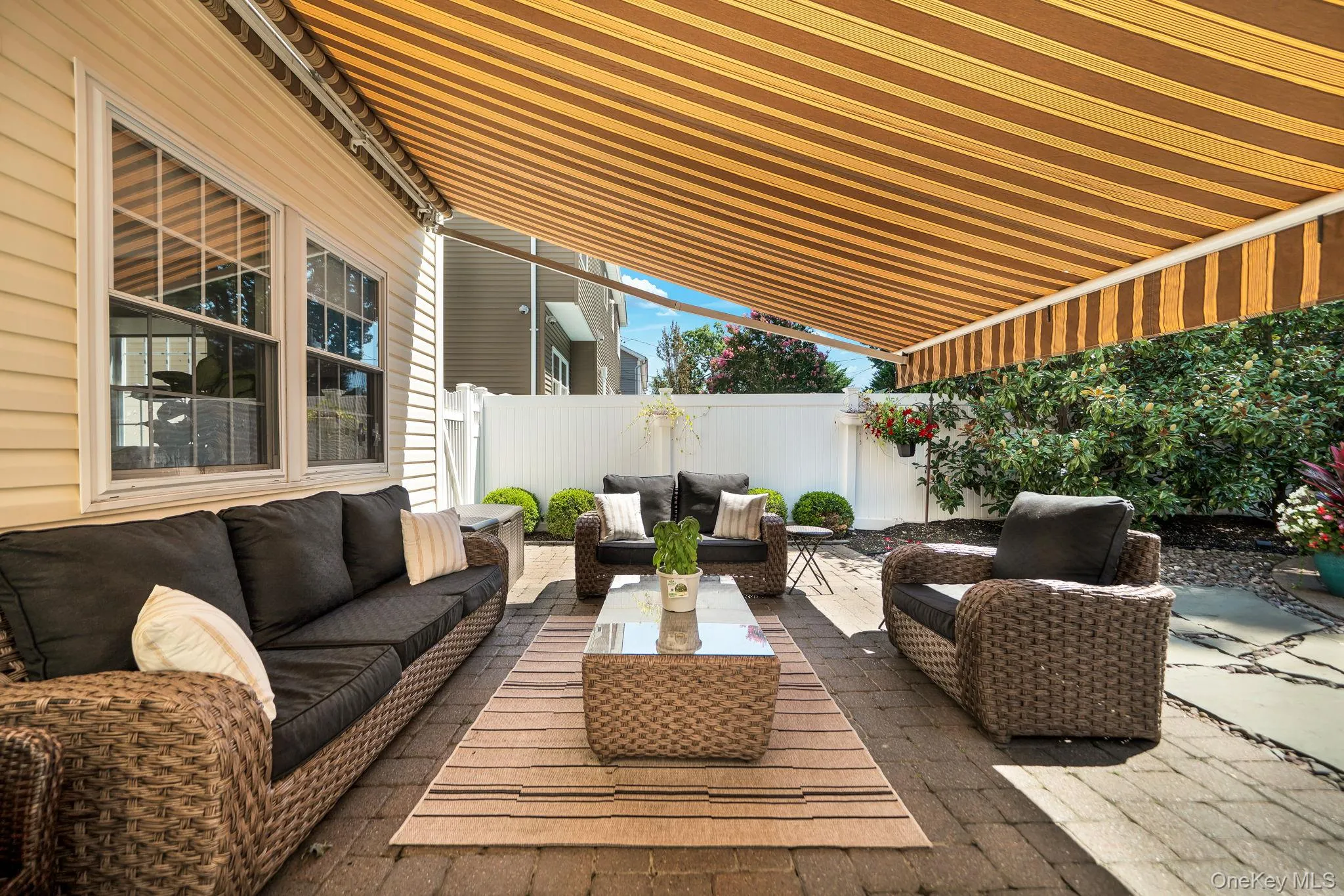 Electric Awning Electric Awning