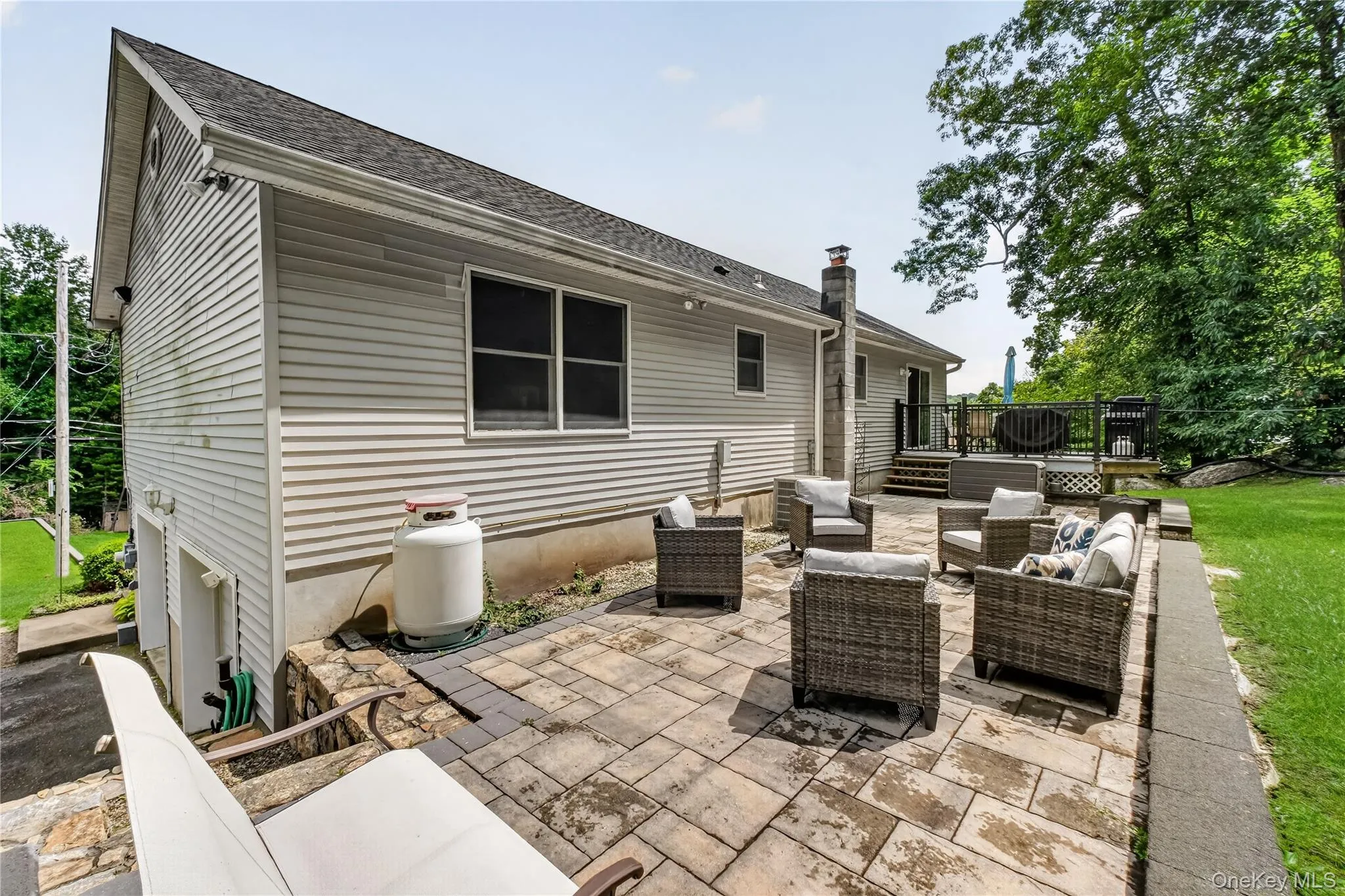 35 Glenna Drive, Carmel, NY, 3 Bedrooms Bedrooms, 7 Rooms Rooms,3 BathroomsBathrooms,Residential,For Rent,Glenna,0,1039879 35 Glenna Drive, Carmel, NY, 3 Bedrooms Bedrooms, 7 Rooms Rooms,3 BathroomsBathrooms,Residential,For Rent,Glenna,0,1039879