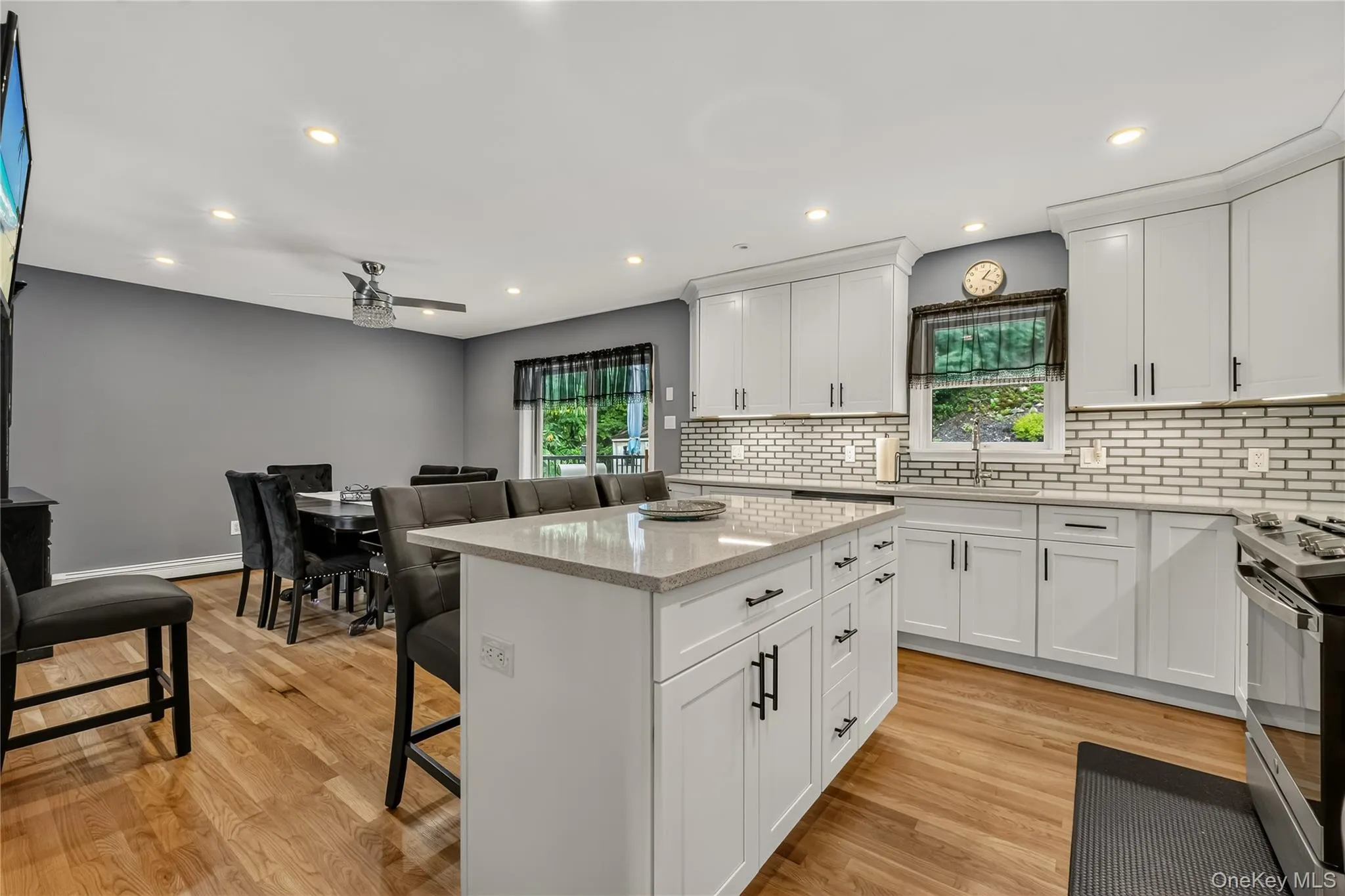 35 Glenna Drive, Carmel, NY, 3 Bedrooms Bedrooms, 7 Rooms Rooms,3 BathroomsBathrooms,Residential,For Rent,Glenna,0,1039879 35 Glenna Drive, Carmel, NY, 3 Bedrooms Bedrooms, 7 Rooms Rooms,3 BathroomsBathrooms,Residential,For Rent,Glenna,0,1039879