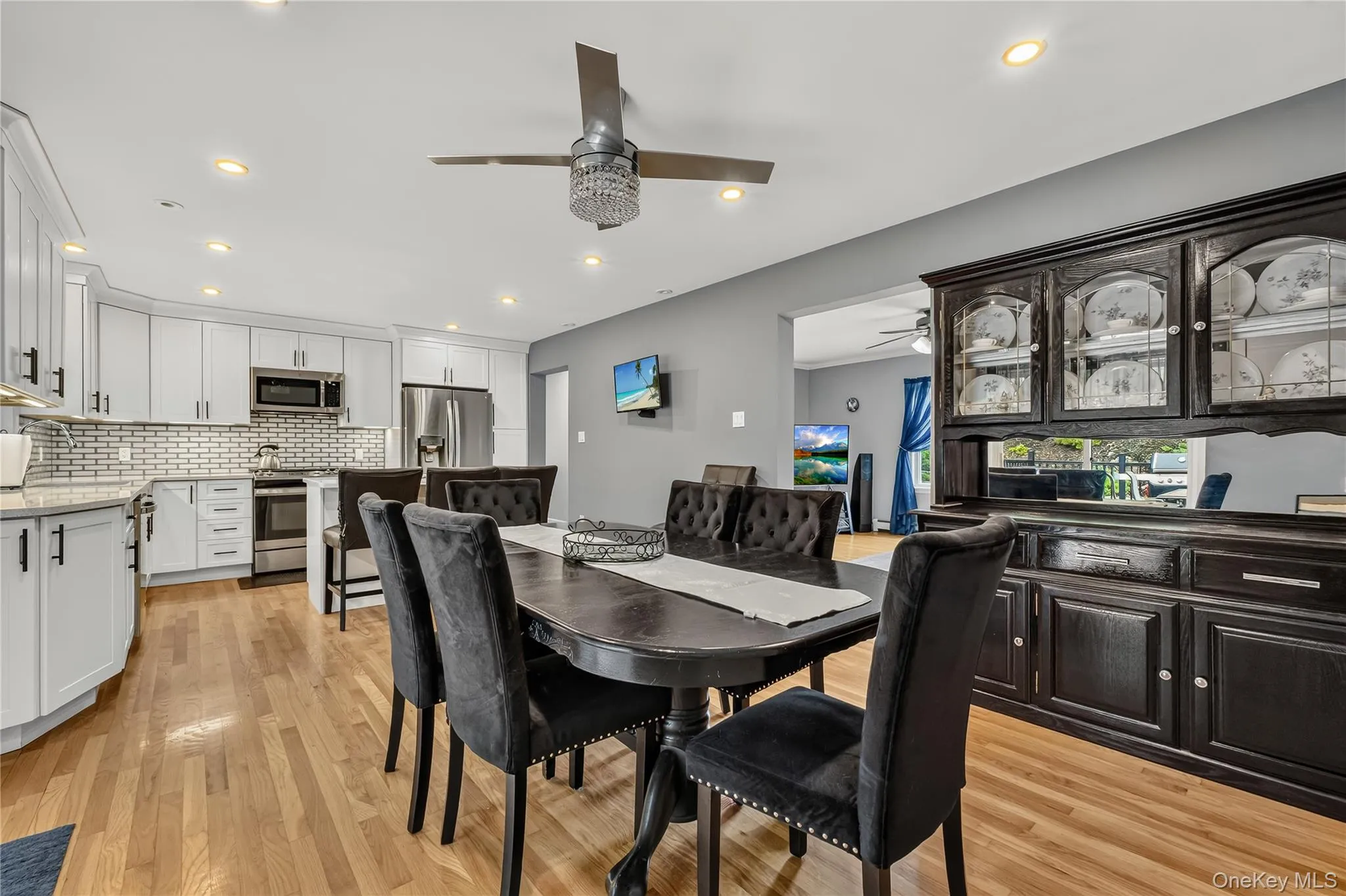 35 Glenna Drive, Carmel, NY, 3 Bedrooms Bedrooms, 7 Rooms Rooms,3 BathroomsBathrooms,Residential,For Rent,Glenna,0,1039879 35 Glenna Drive, Carmel, NY, 3 Bedrooms Bedrooms, 7 Rooms Rooms,3 BathroomsBathrooms,Residential,For Rent,Glenna,0,1039879