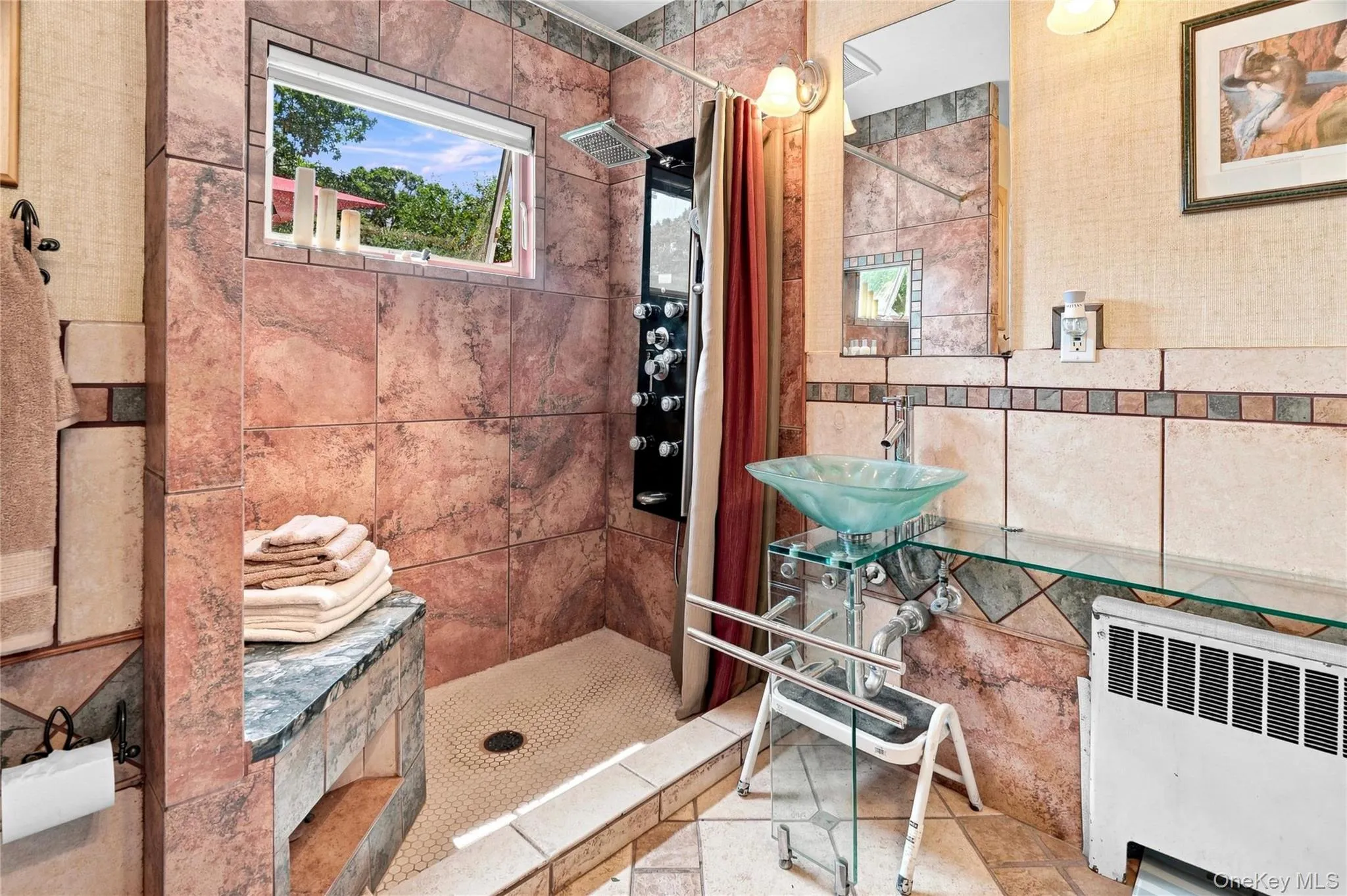 Full Bathroom Full Bathroom