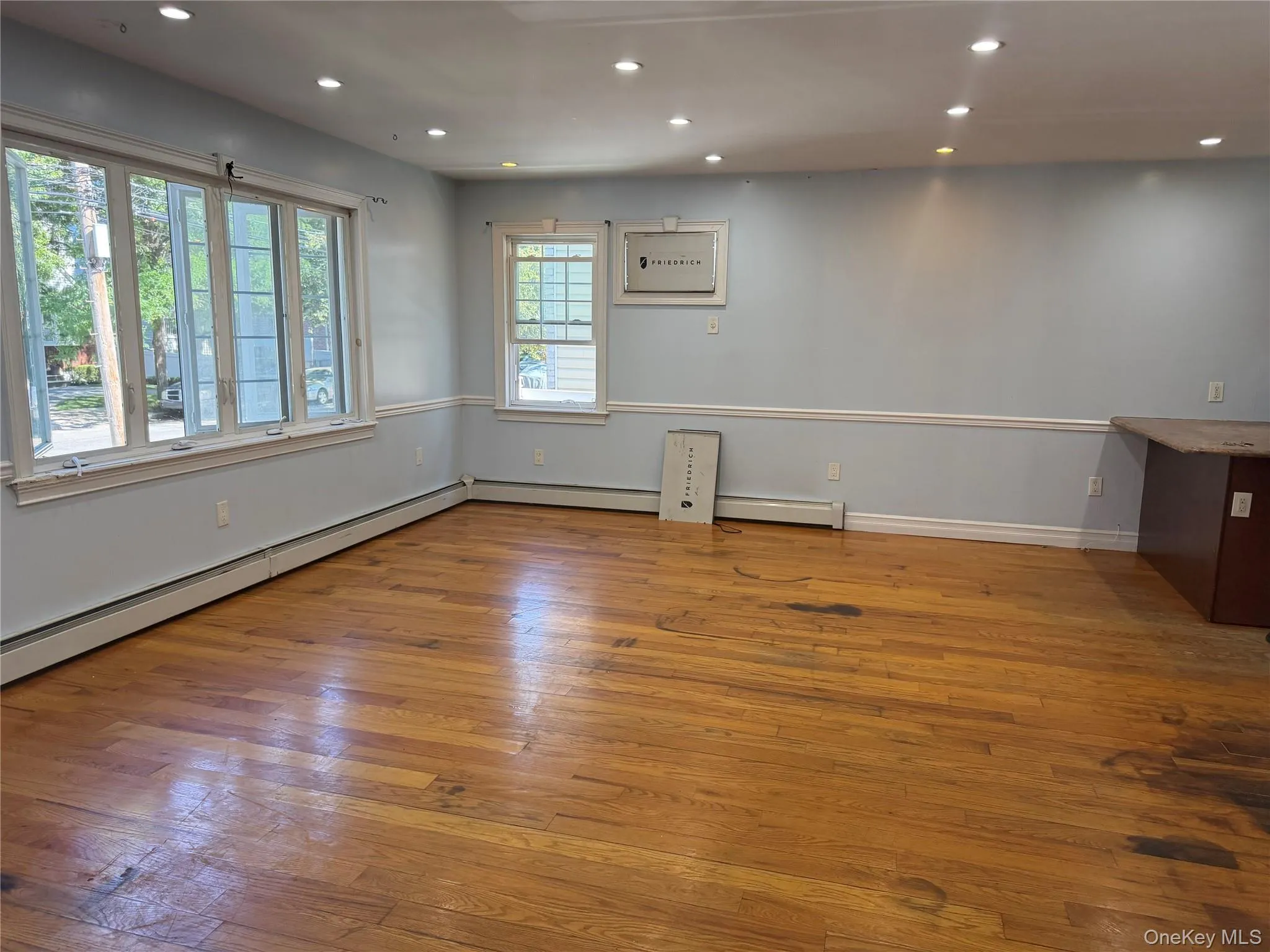 110-26 175th Street, New York, NY, 3 Bedrooms Bedrooms, 6 Rooms Rooms,2 BathroomsBathrooms,Residential Lease,For Rent,175th Street,0,1039887 110-26 175th Street, New York, NY, 3 Bedrooms Bedrooms, 6 Rooms Rooms,2 BathroomsBathrooms,Residential Lease,For Rent,175th Street,0,1039887