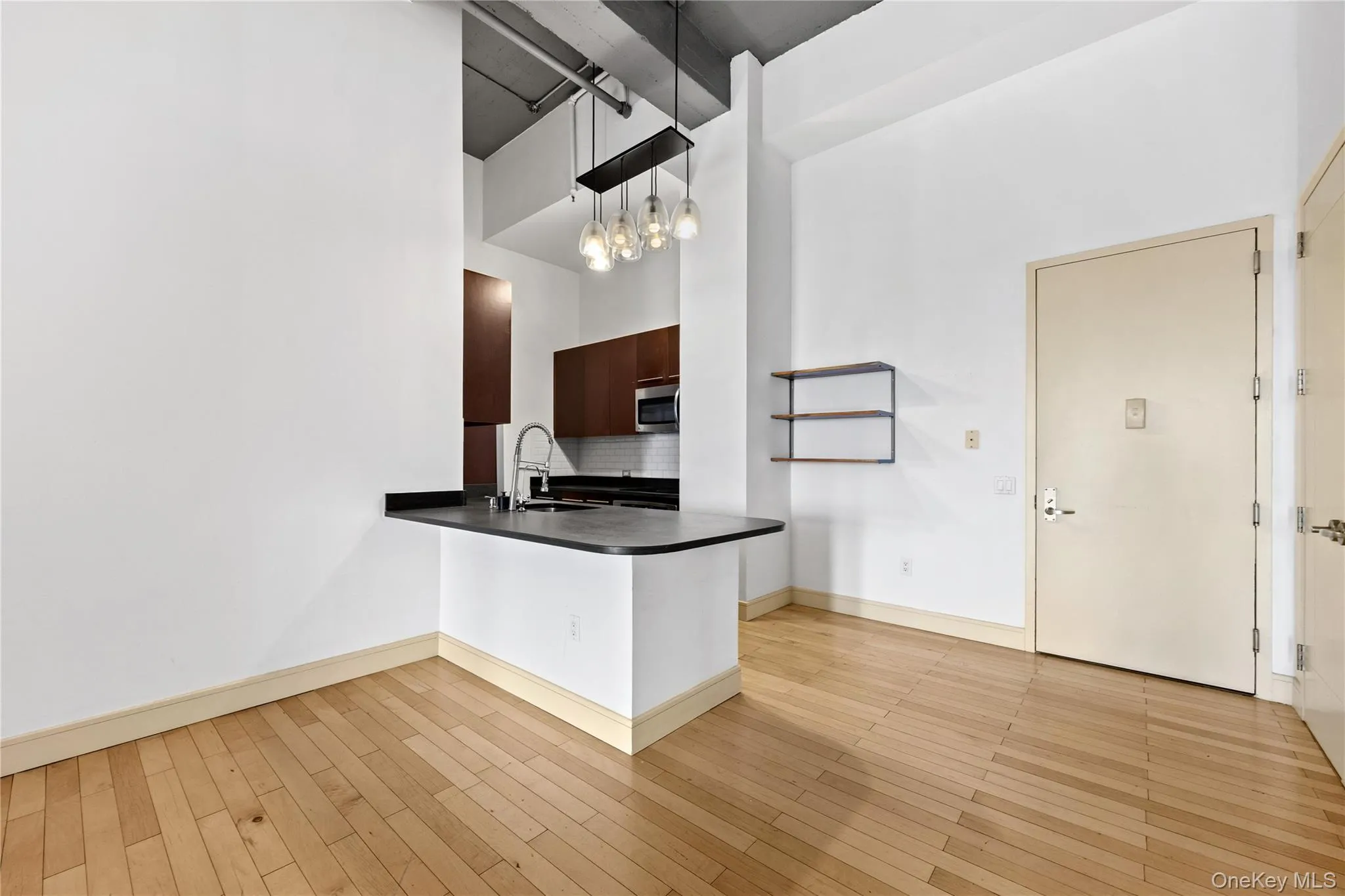 Entry and kitchen. Entry and kitchen.