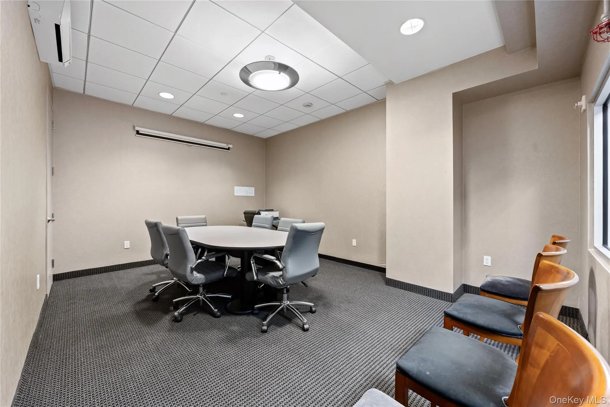 Meeting room. Meeting room.