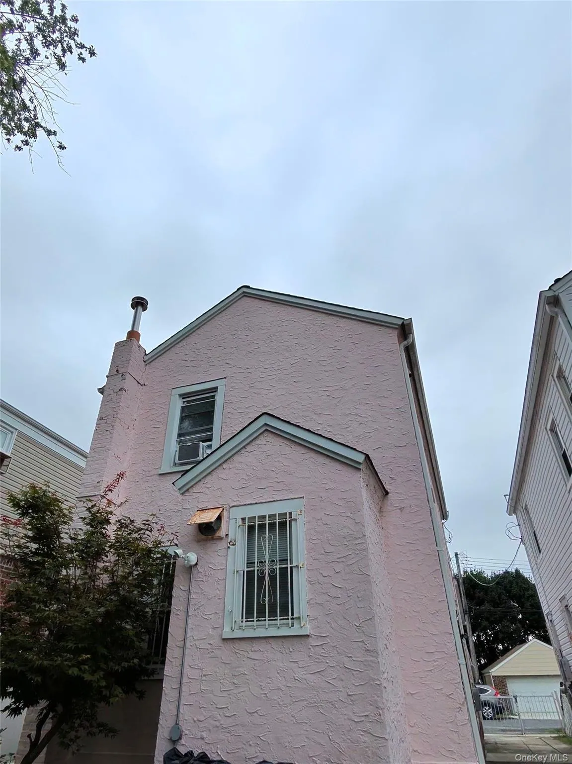 103-06 220th Street, New York, NY, 3 Bedrooms Bedrooms, 7 Rooms Rooms,1 BathroomBathrooms,Residential,For Rent,220th,0,1039891 103-06 220th Street, New York, NY, 3 Bedrooms Bedrooms, 7 Rooms Rooms,1 BathroomBathrooms,Residential,For Rent,220th,0,1039891