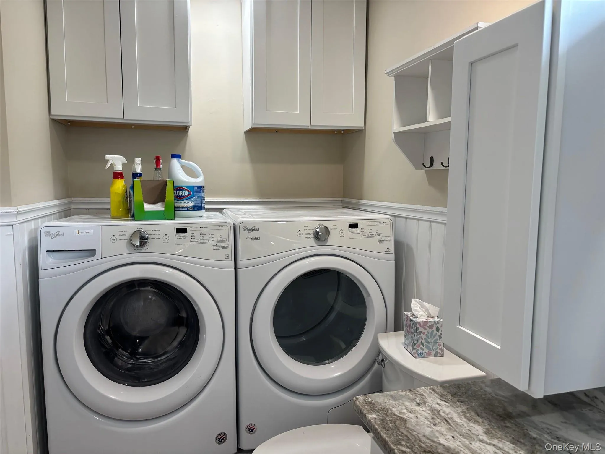 Washer and dryer 5 years new! Washer and dryer 5 years new!