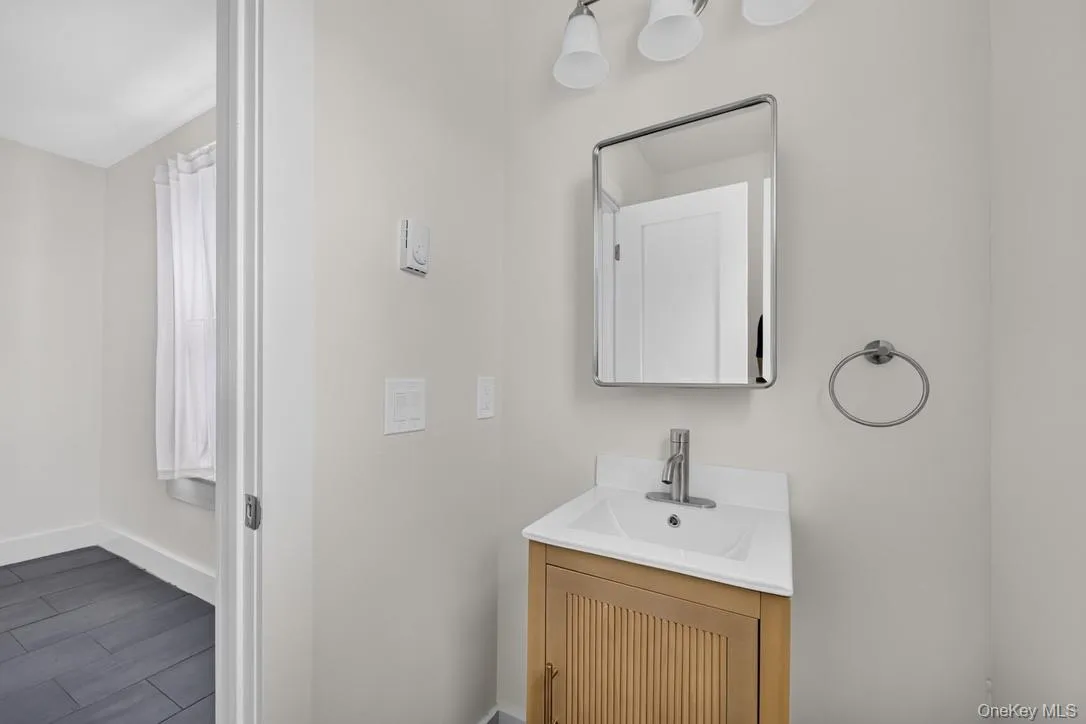 21 Judson Street, Beacon, NY, 3 Bedrooms Bedrooms, 6 Rooms Rooms,1 BathroomBathrooms,Residential Lease,For Rent,Judson,0,1039900 21 Judson Street, Beacon, NY, 3 Bedrooms Bedrooms, 6 Rooms Rooms,1 BathroomBathrooms,Residential Lease,For Rent,Judson,0,1039900