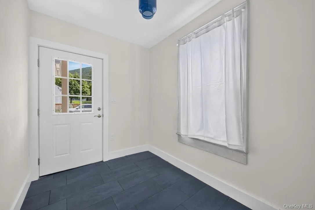21 Judson Street, Beacon, NY, 3 Bedrooms Bedrooms, 6 Rooms Rooms,1 BathroomBathrooms,Residential Lease,For Rent,Judson,0,1039900 21 Judson Street, Beacon, NY, 3 Bedrooms Bedrooms, 6 Rooms Rooms,1 BathroomBathrooms,Residential Lease,For Rent,Judson,0,1039900