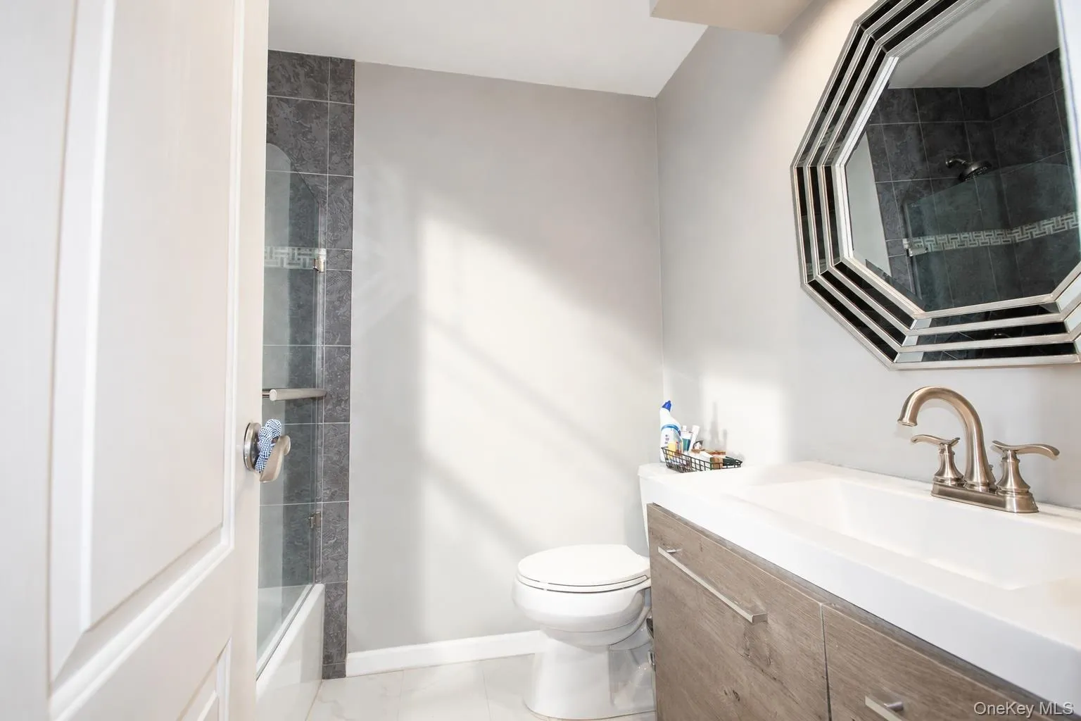 31 Vista Drive, Brookhaven, NY, 2 Bedrooms Bedrooms, 5 Rooms Rooms,2 BathroomsBathrooms,Residential,For Rent,Vista,0,1039902 31 Vista Drive, Brookhaven, NY, 2 Bedrooms Bedrooms, 5 Rooms Rooms,2 BathroomsBathrooms,Residential,For Rent,Vista,0,1039902