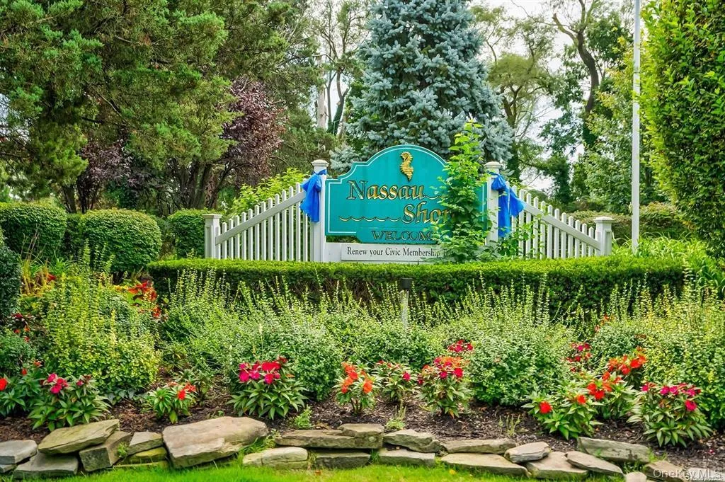 68 Roy Avenue, Oyster Bay, NY, 4 Bedrooms Bedrooms, 7 Rooms Rooms,2 BathroomsBathrooms,Residential,For Rent,Roy,0,1039907 68 Roy Avenue, Oyster Bay, NY, 4 Bedrooms Bedrooms, 7 Rooms Rooms,2 BathroomsBathrooms,Residential,For Rent,Roy,0,1039907